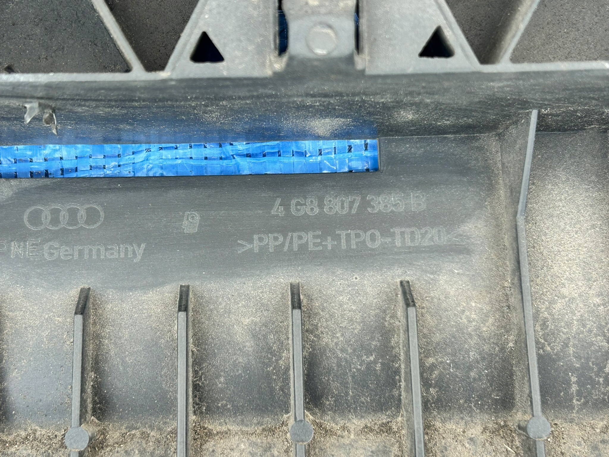 AUDI A7 4G TRAVERSA paraurti posteriore posteriore Traversa 4G8807385B