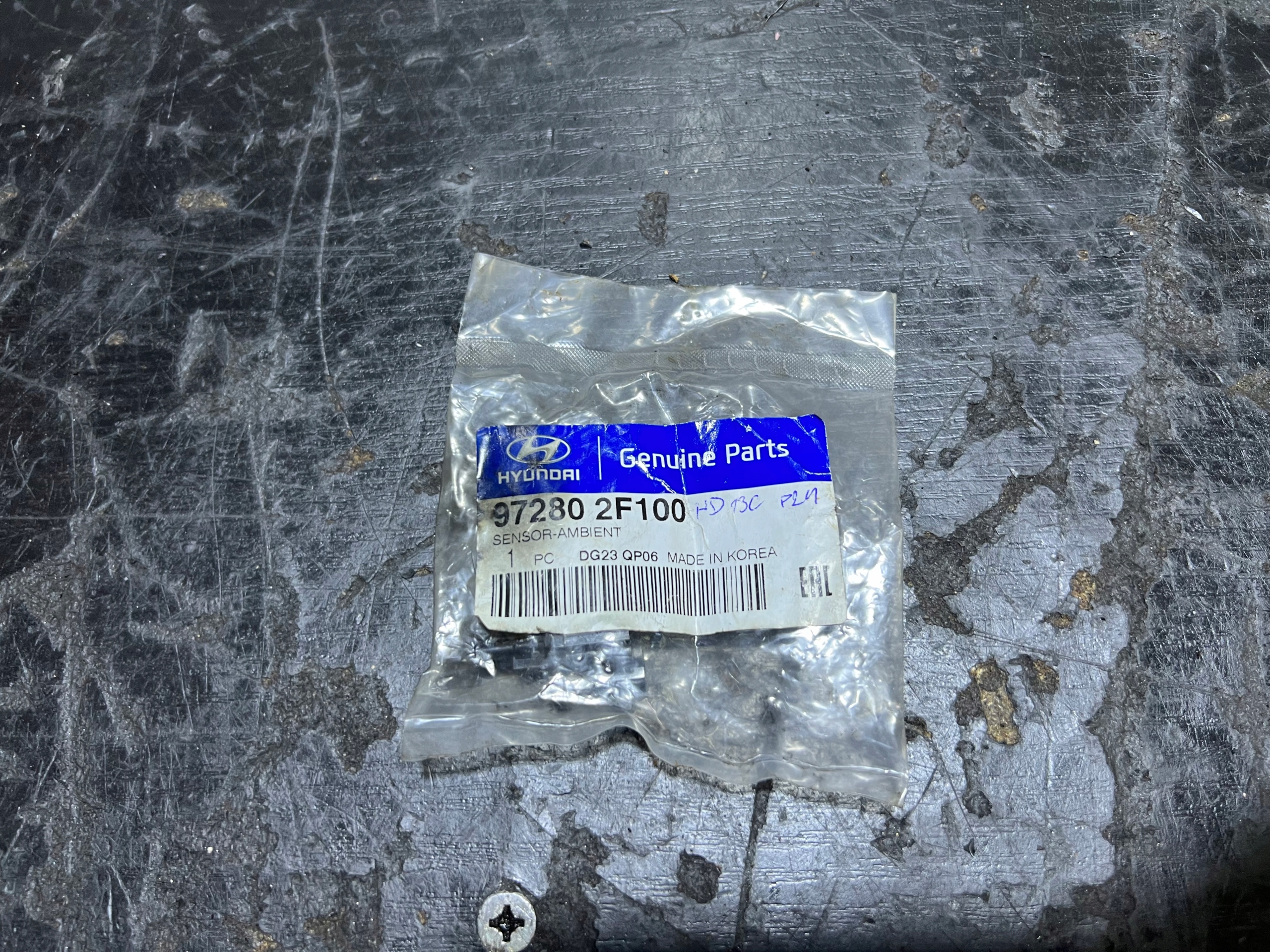 CZUJNIK TEMPERATURY ZEWNĘRZNEJ HYUNDAI I40 2011-GENESIS NOWY 97280-2F100