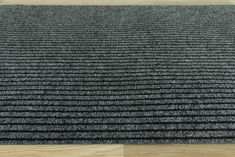 67 cm ANTYPOŚLIZGOWA WYCIERACZKA Z ROLKI NA METRY Rodzaj na metry