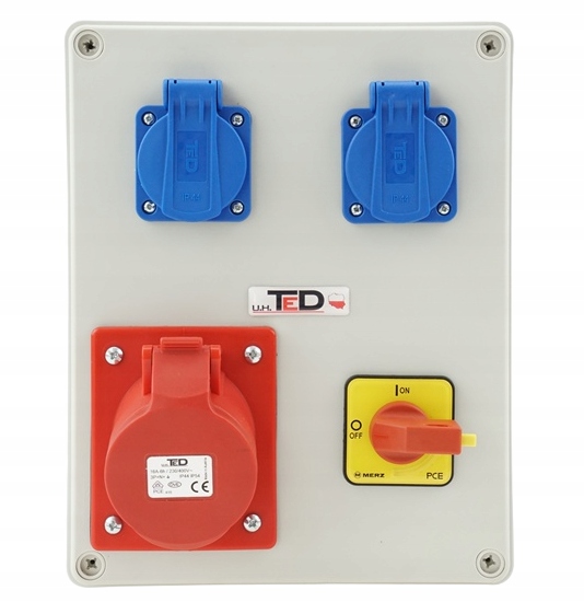 Stavební Rozvaděč 400V 16A/5P 2 X 250V 16A Vypínač 0-1