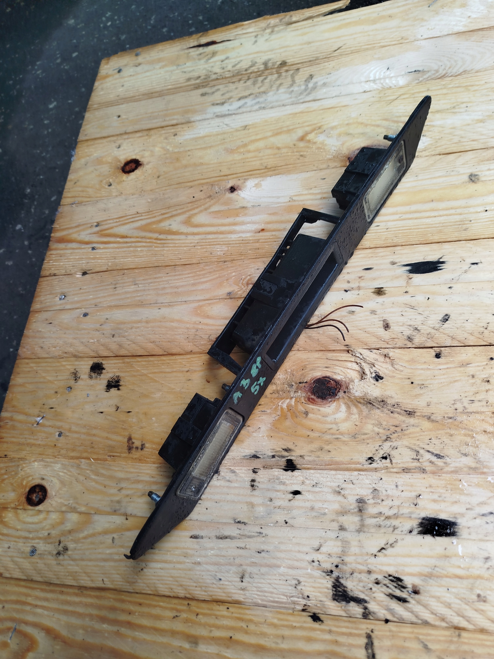 Накладка крышка ручка крышки багажника Audi A3p