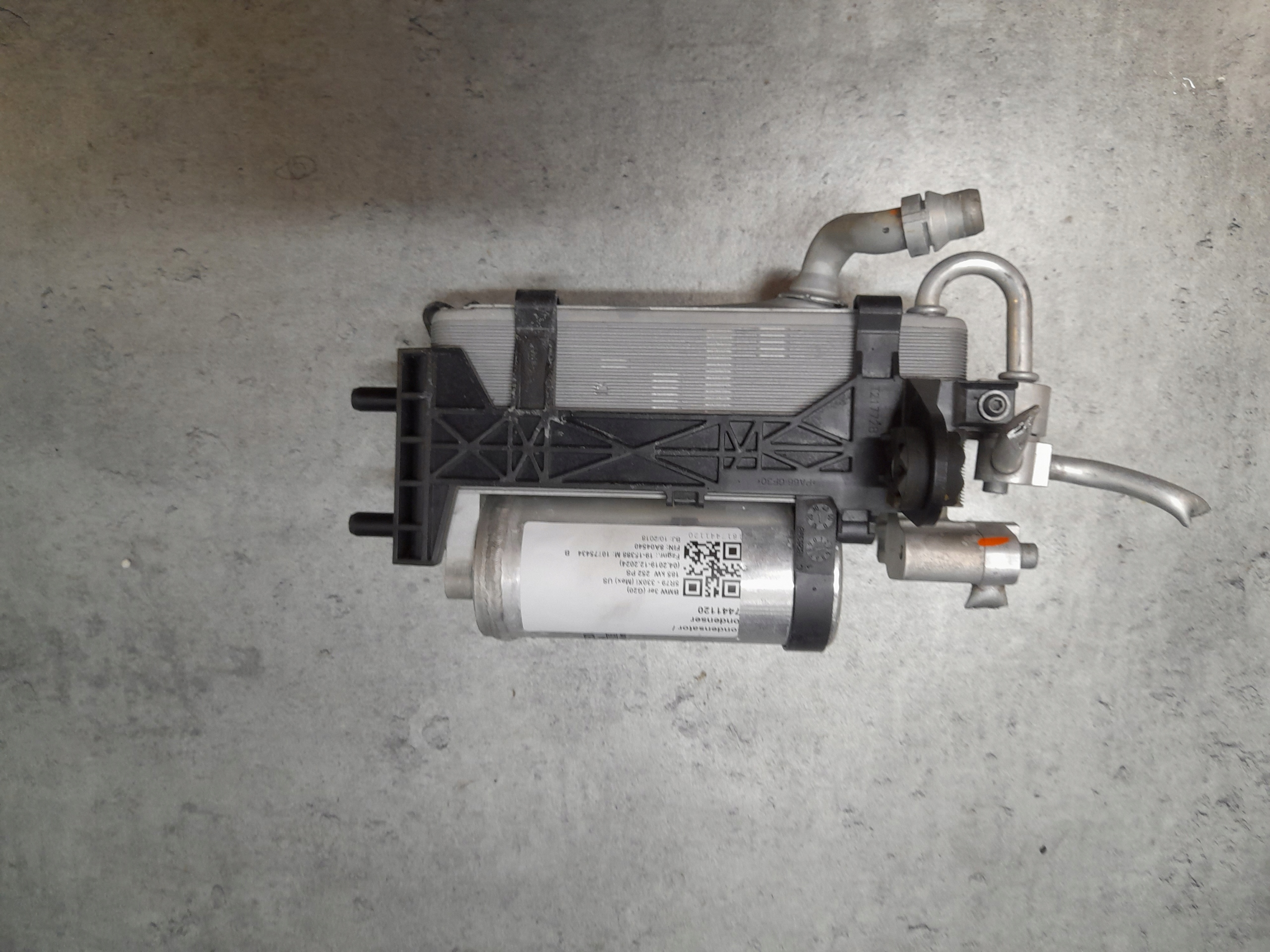 6805342 - BMW 3 G20 G21 конденсатор кондиціонера