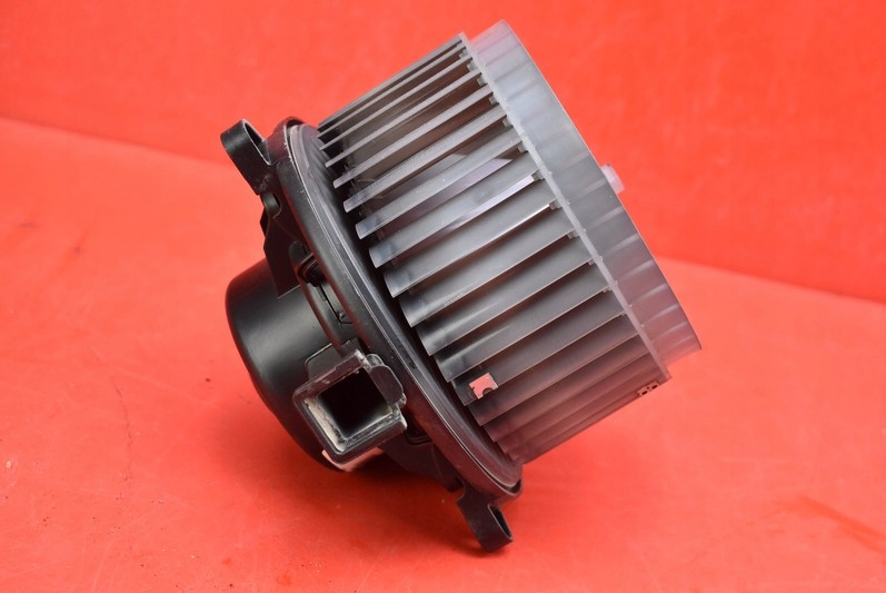 DMUCHAWA Lüfter des lüfters EU 52426734 OPEL INSIGNIA A 08-14