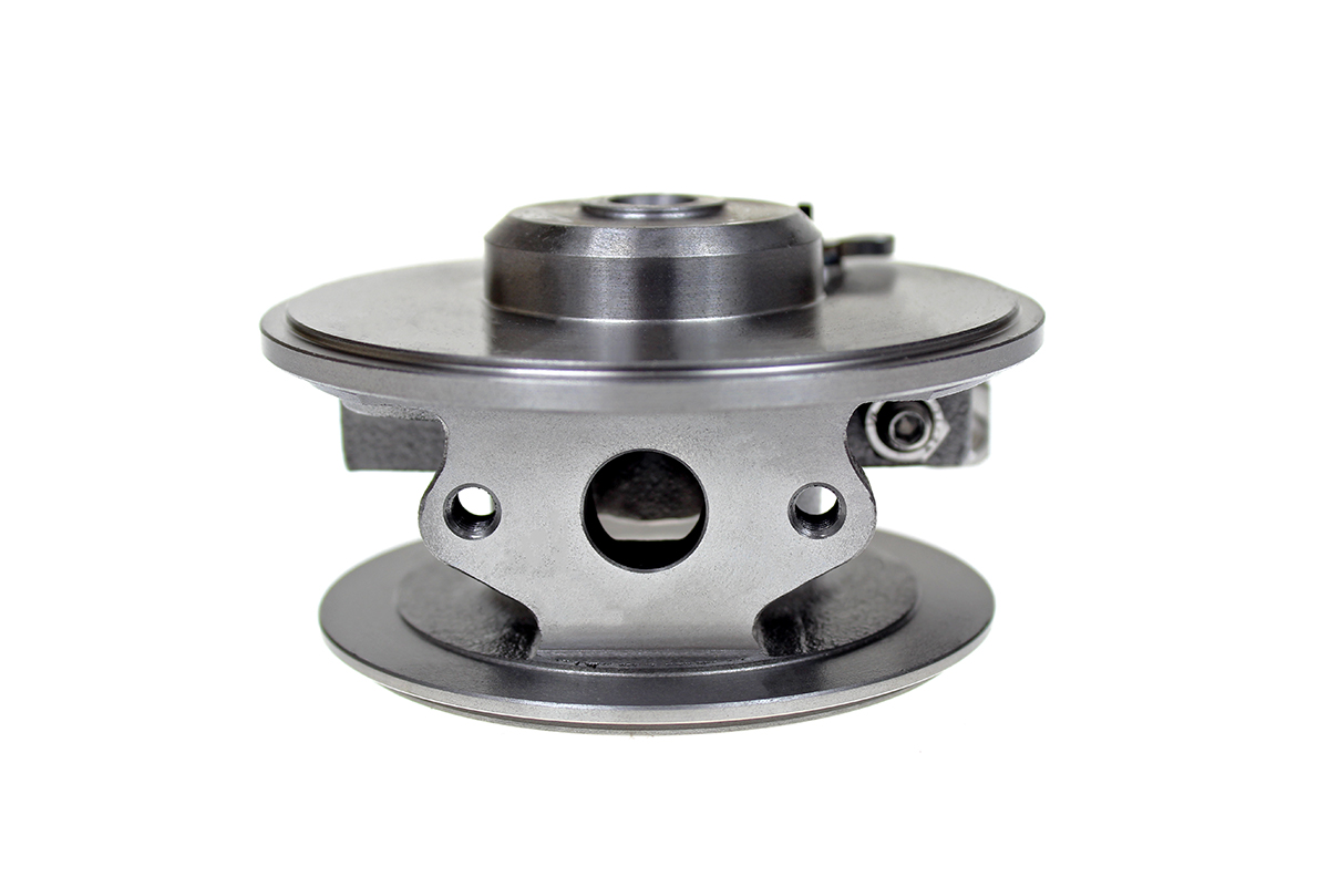 KP39-306 - КОРПУС ПОДШИПНИКА ТУРБИНЫ 54399700011 POLO IV 1.9