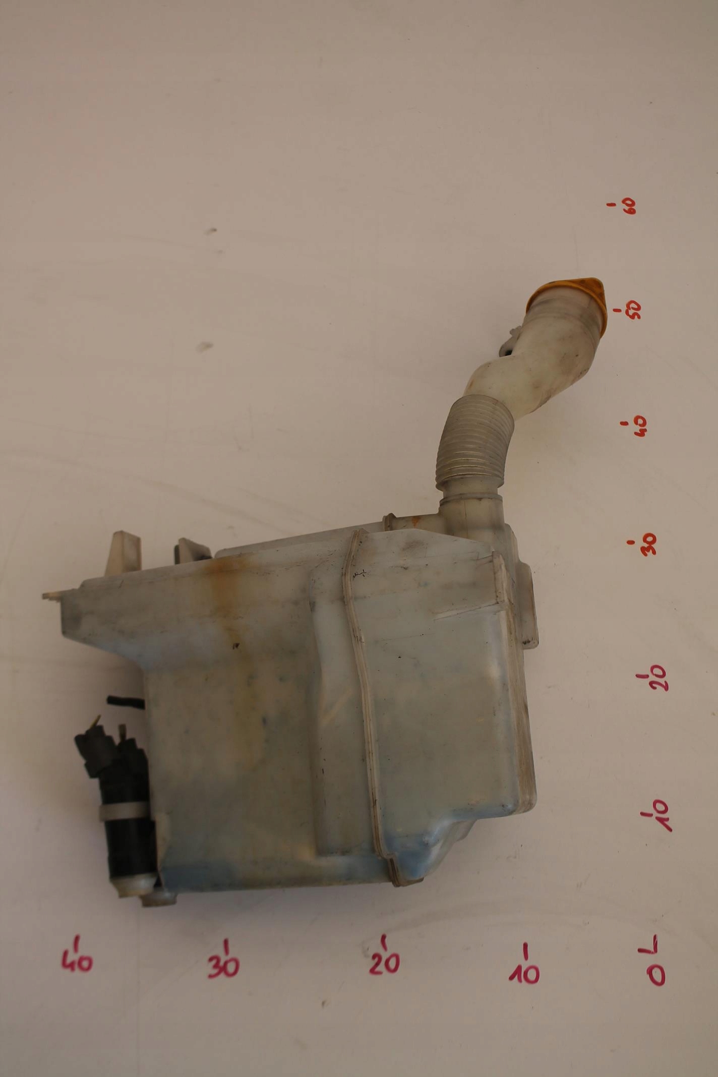 БАЧОК ОМИВАЧА SUBARU OUTBACK