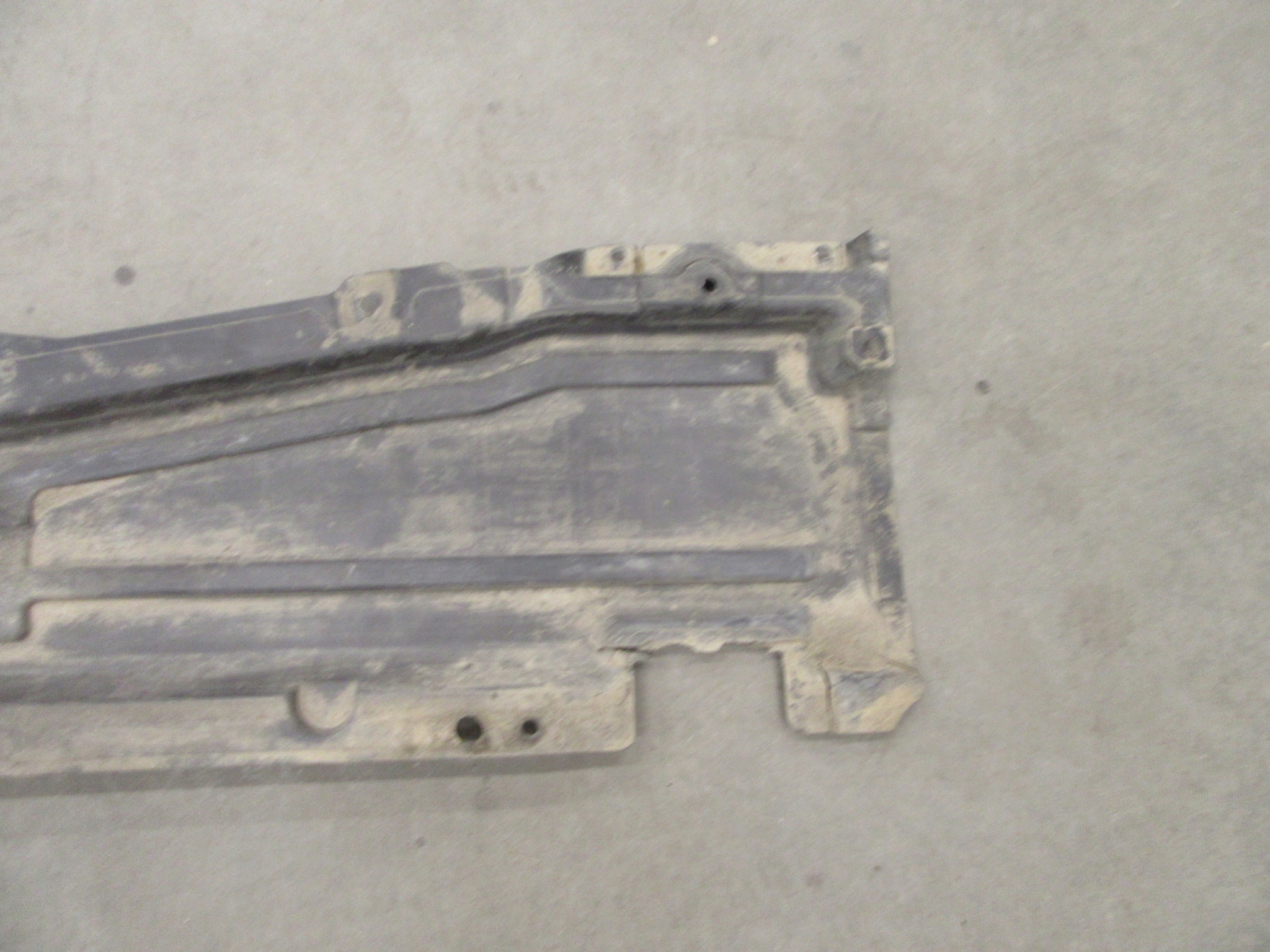 cover chassis right BMW e70 X5 e71 X6