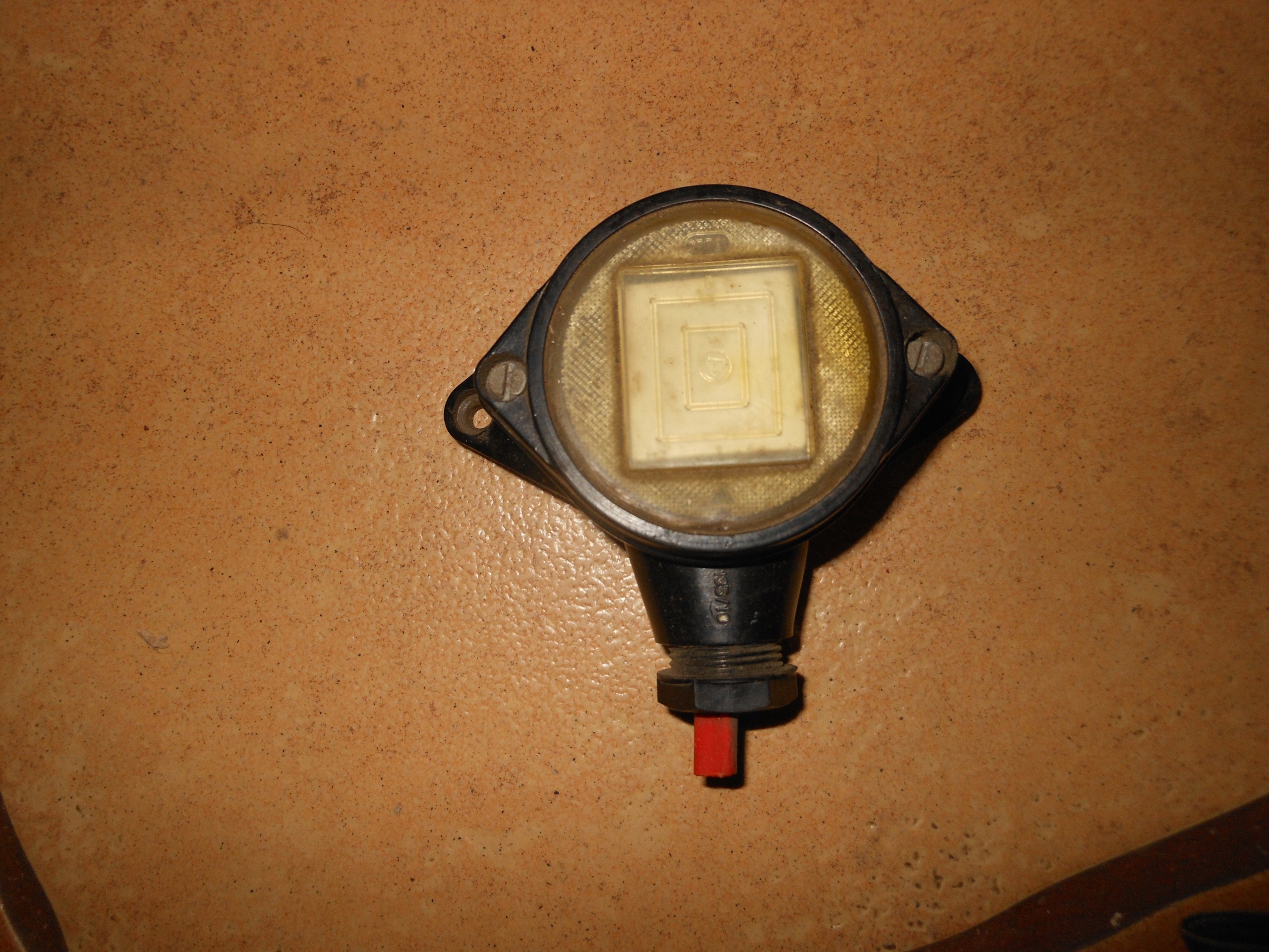 СТАРЫЙ БАКЕЛИТОВЫЙ ВЫКЛЮЧАТЕЛЬ СВЕТА