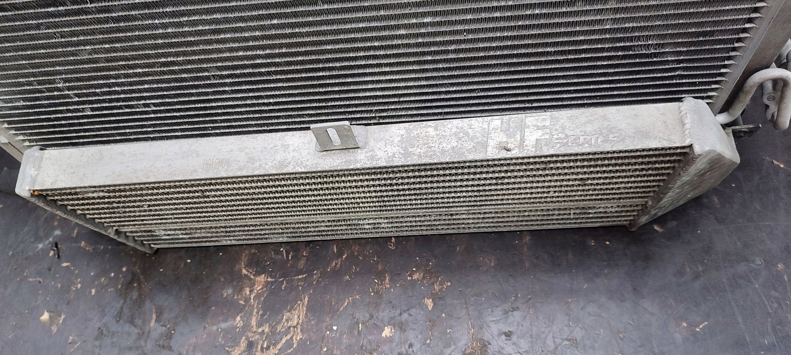 support panel for radiators pillar iron Mini Cooper S R56 1,6 16V Turbo