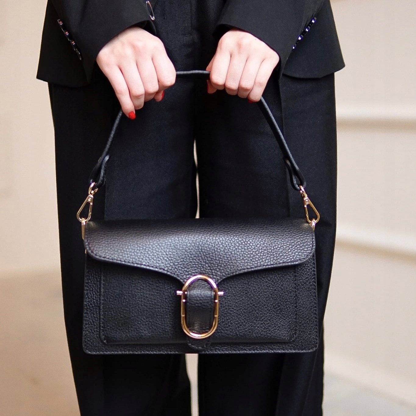 Dámská kabelka z přírodní kůže Arya-M Černá