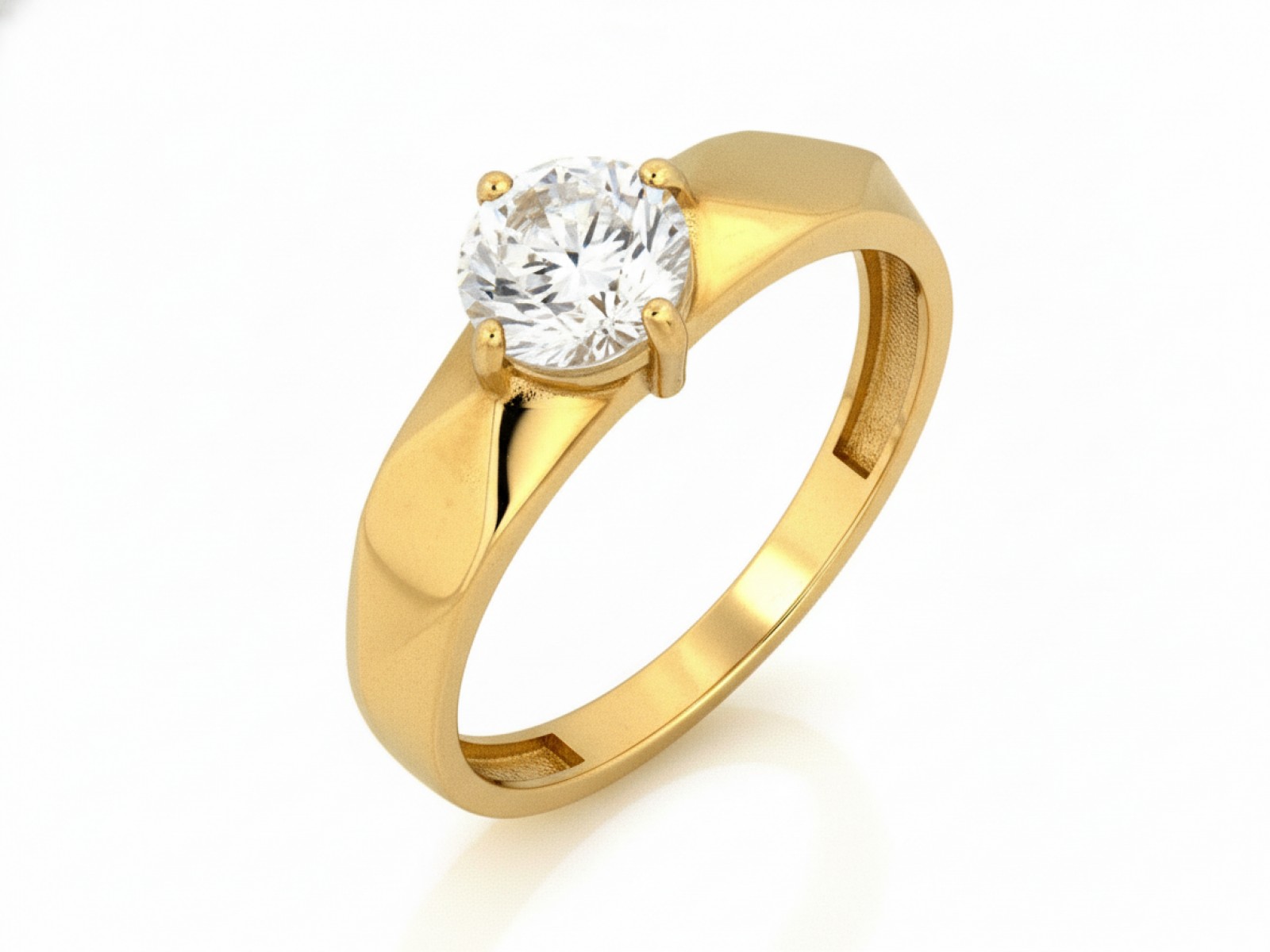 Ženský zlatý prstýnek 585 s kamínky, moderní a elegantní