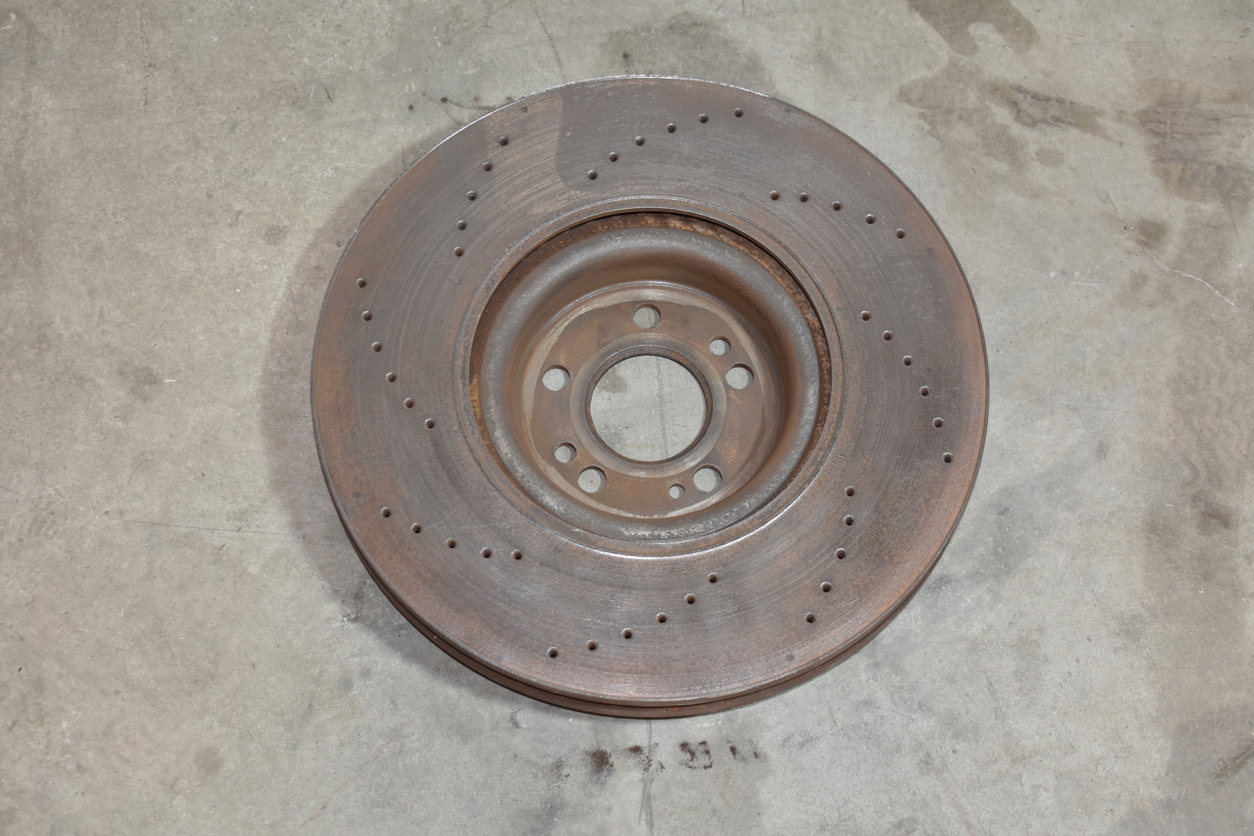 disc brake front front WENTYLOWANA left MERCEDES X167 W167 1