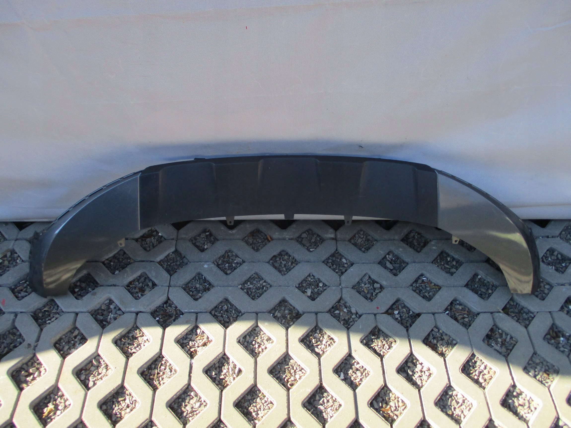 8U0807061A - Спойлер диффузор спойлер переднего бампера AUDI Q3 8U