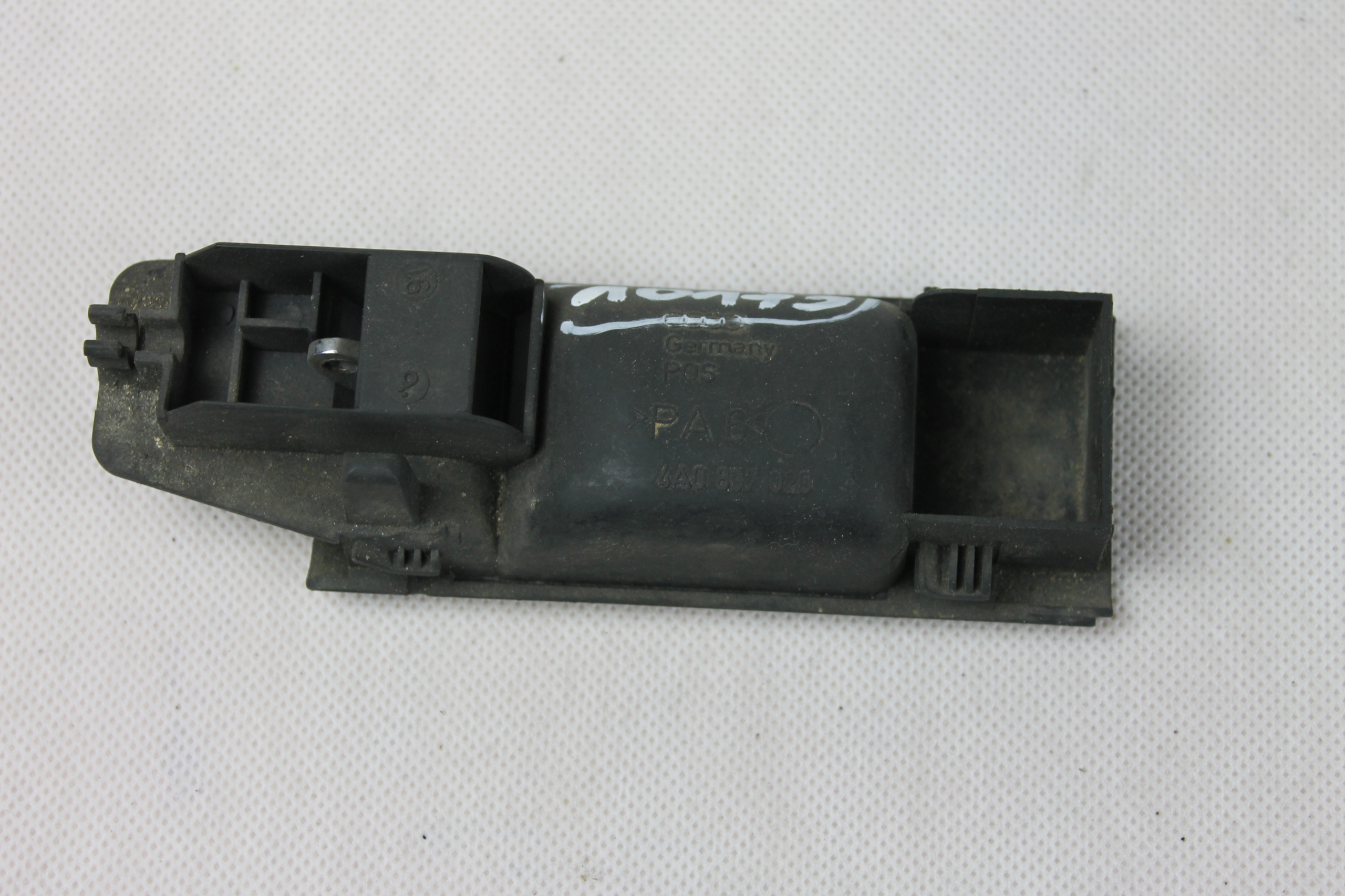 Audi A6 C4 ручка двери внутренняя