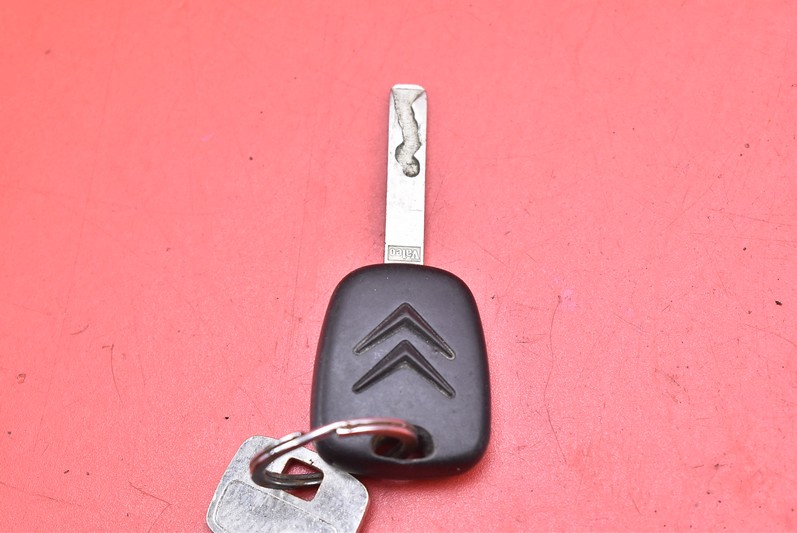 ignition key 9652781780 CITROEN C3 1 and 1.4 8V 75 KM 02-10
