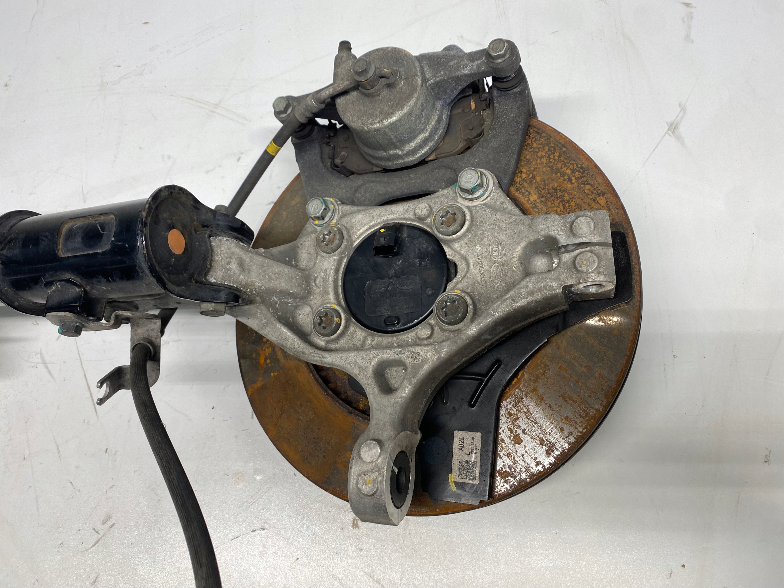 McPherson swing shock absorber left left KIA EV6 RWD 21-24