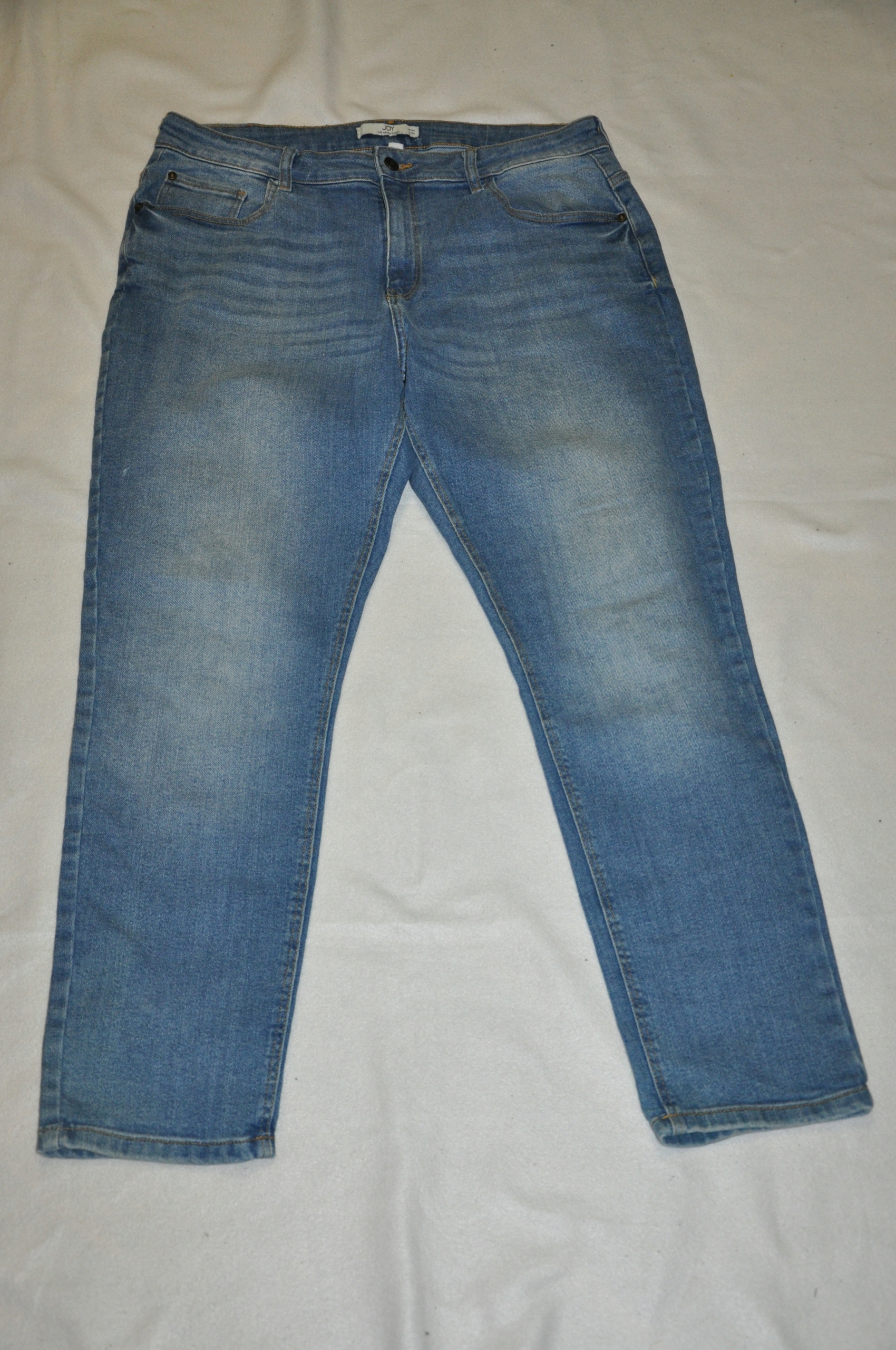 JDY-FAJNE JEANSY R.44