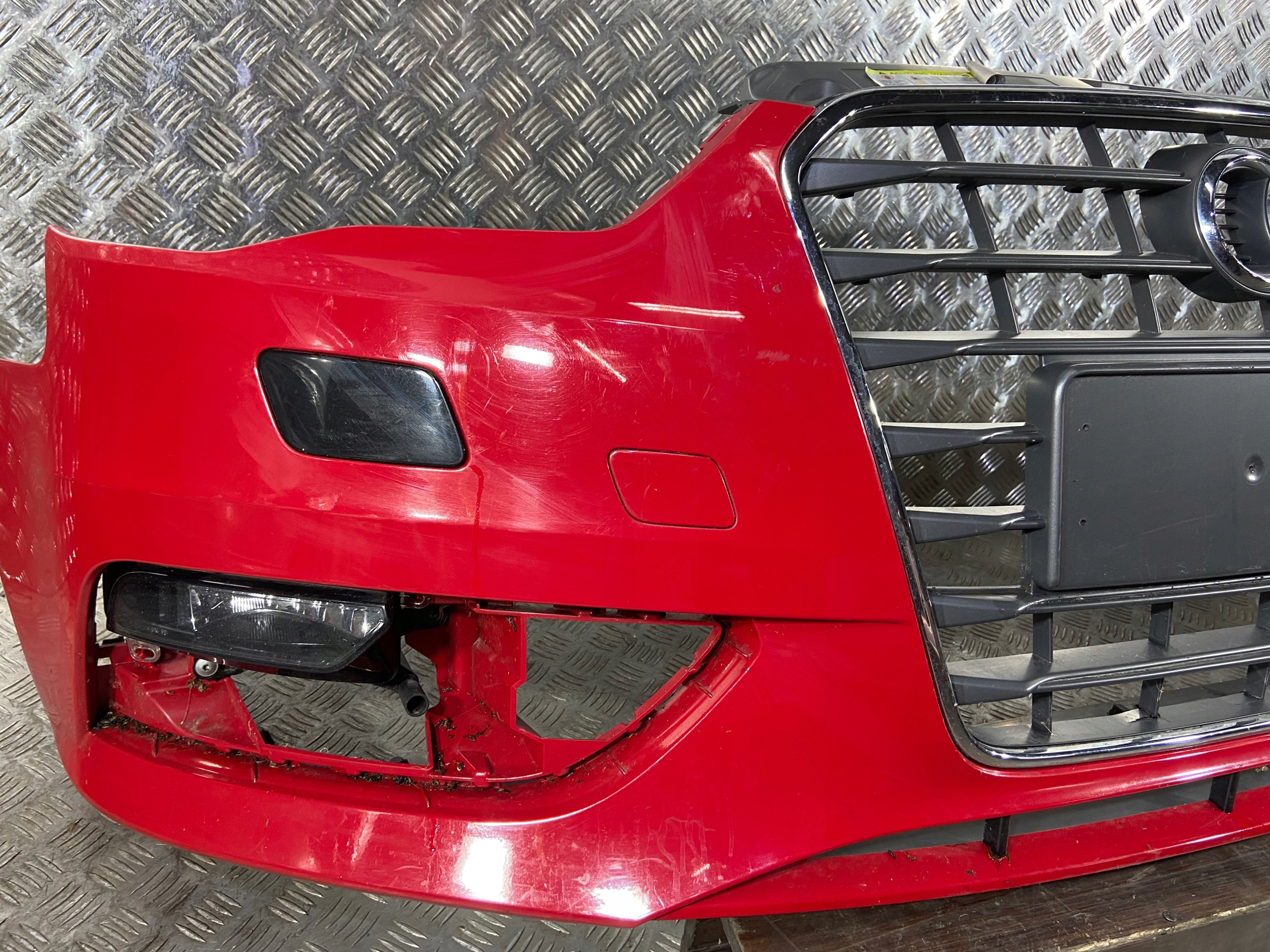 ZDERZAK PRZEDNI PRZÓD AUDI A3 A-3 8V3 Producent części Audi OE