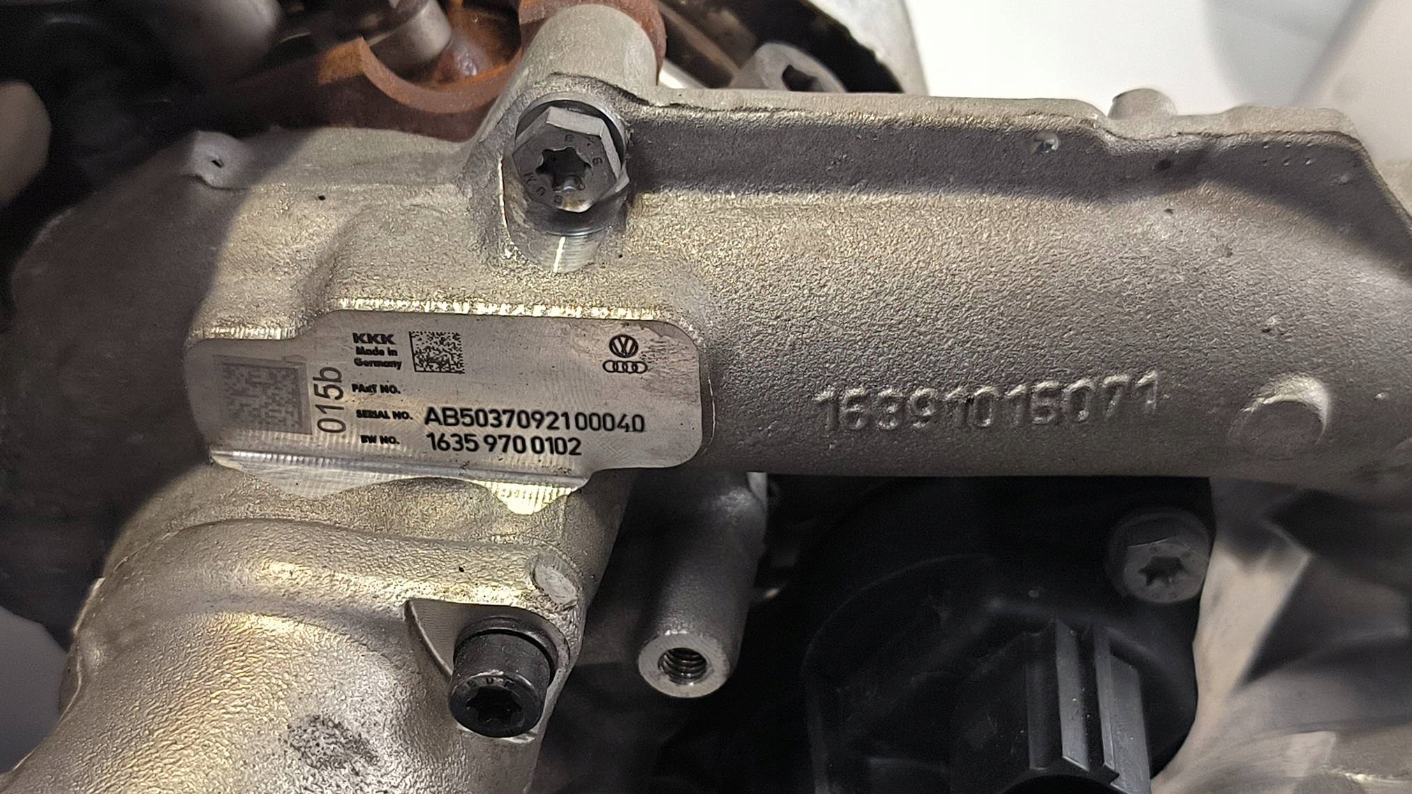 turbo 16359700102 CRAFTER MAN TGE