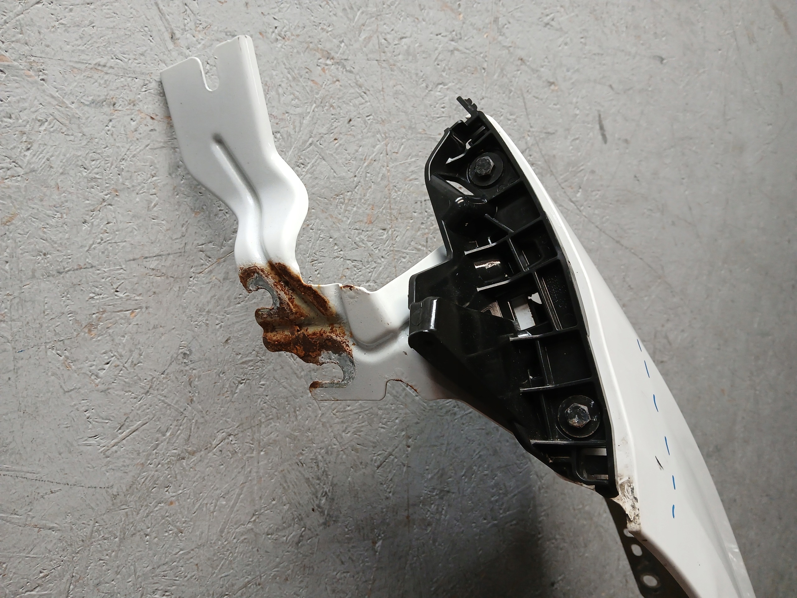 fender front left PEUGEOT 208 II 2 19