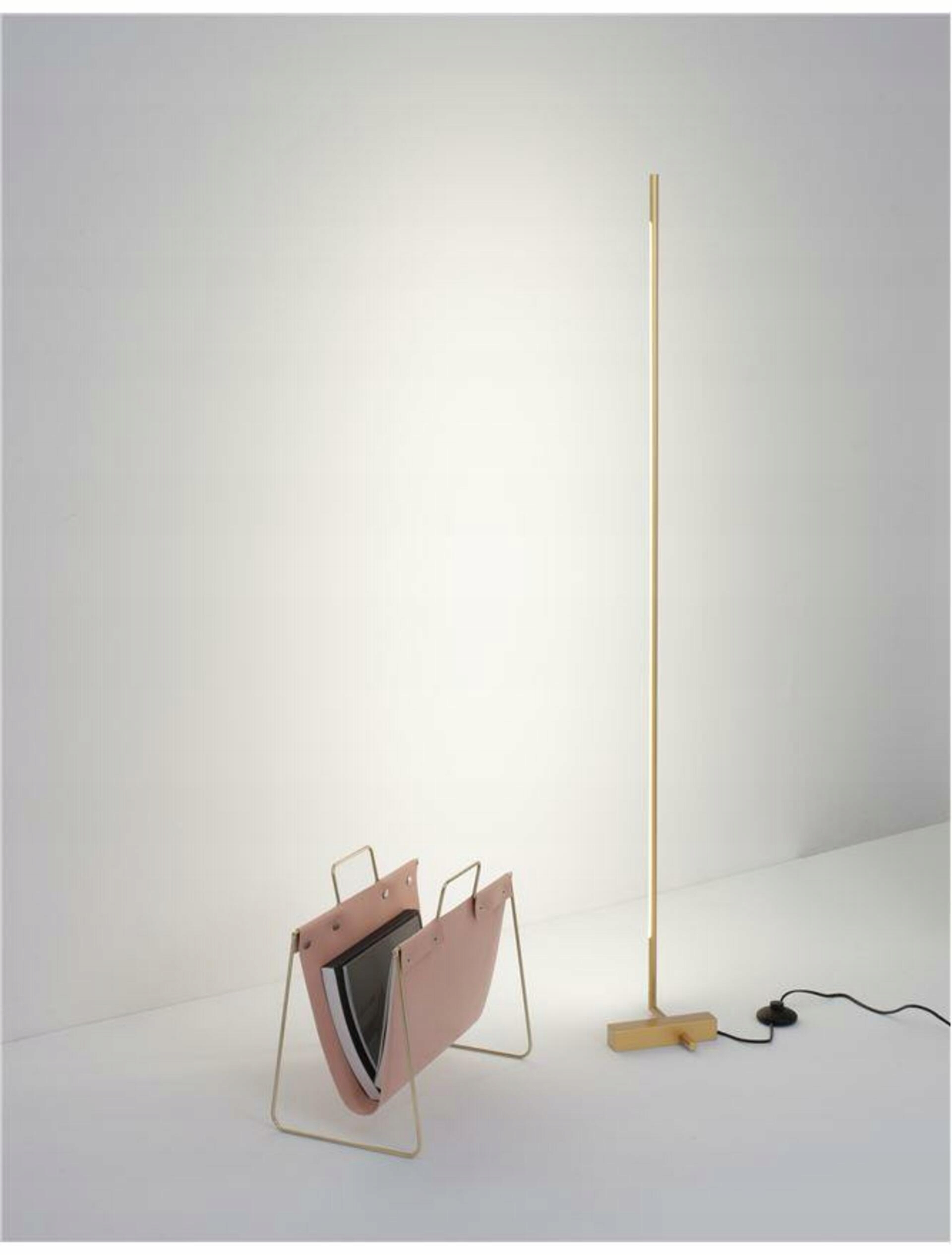 Nova Luce stojaca lampa Raccio zlatý kov a akryl Led 17.3W 230V 3000K IP20