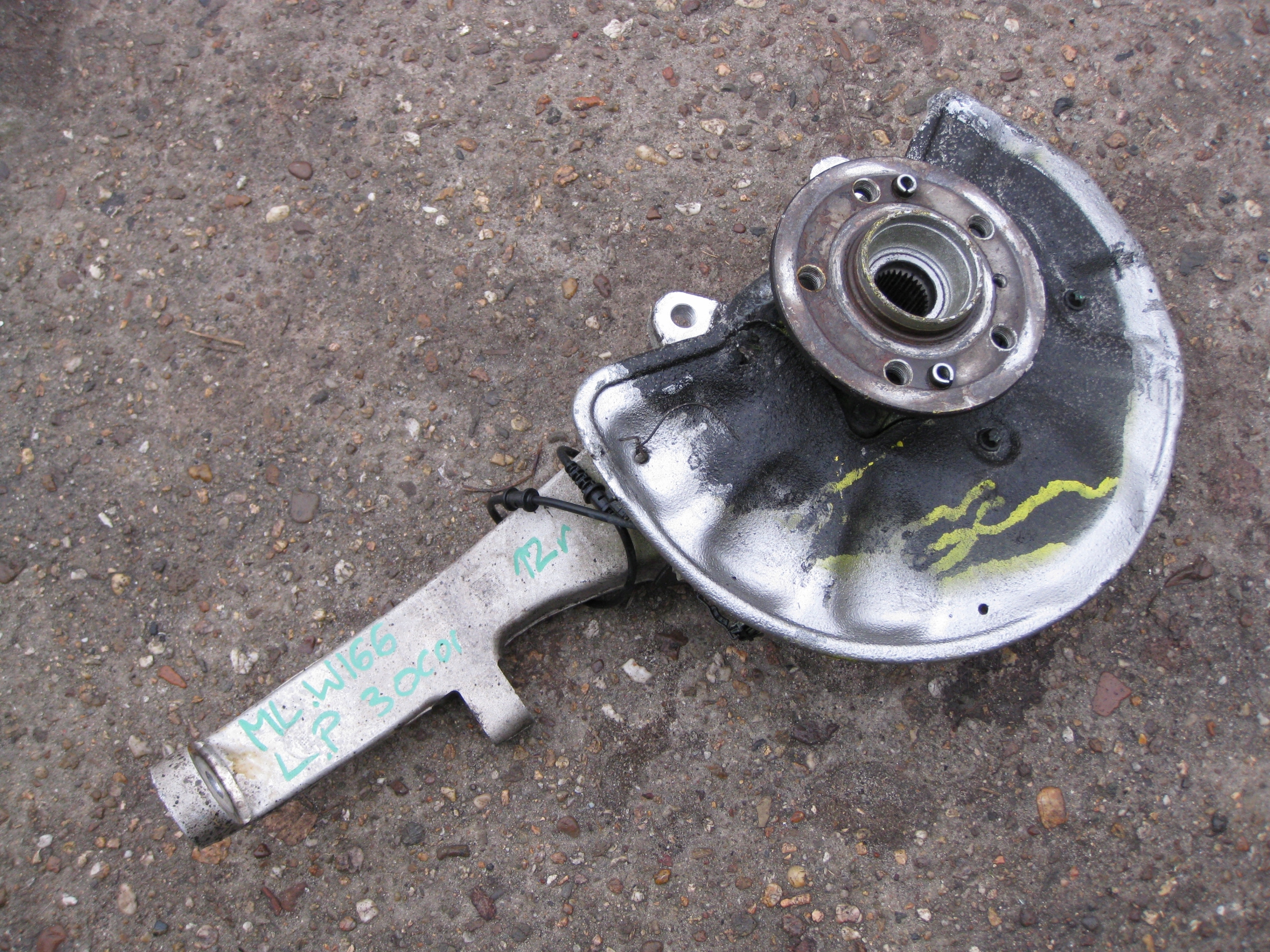 MERCEDES ML W166 3.0 CDI 12R swing left front