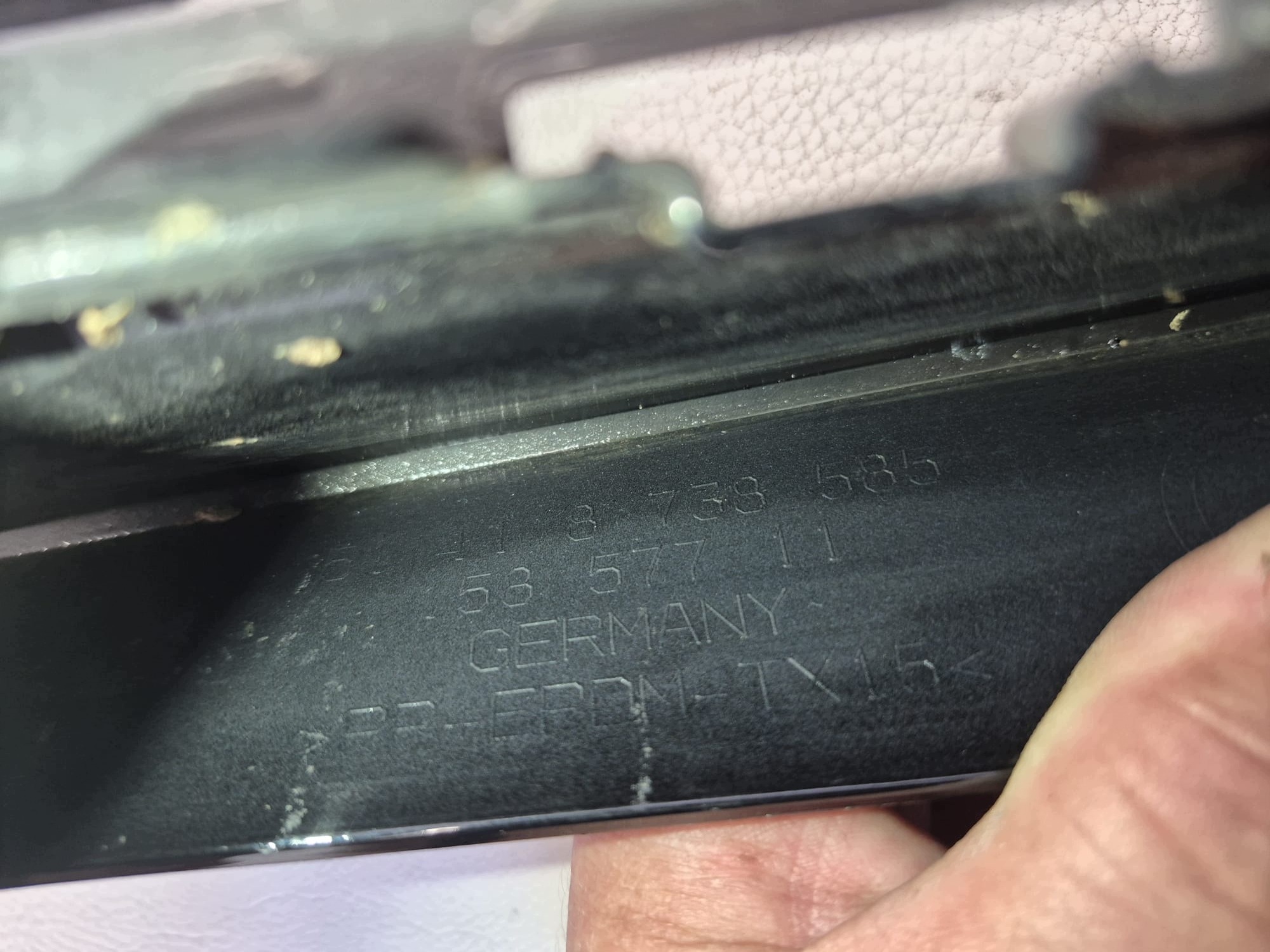 BMW I4 G26 ZWYKLY BASIC 21- bumper front front PDC 8738585