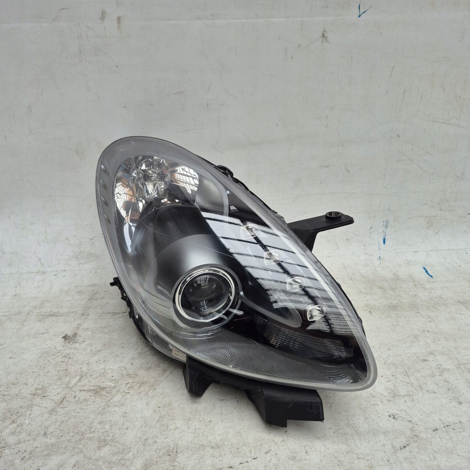 ALFA ROMEO GIULIETTA 10- light right front front lens LED 505530710