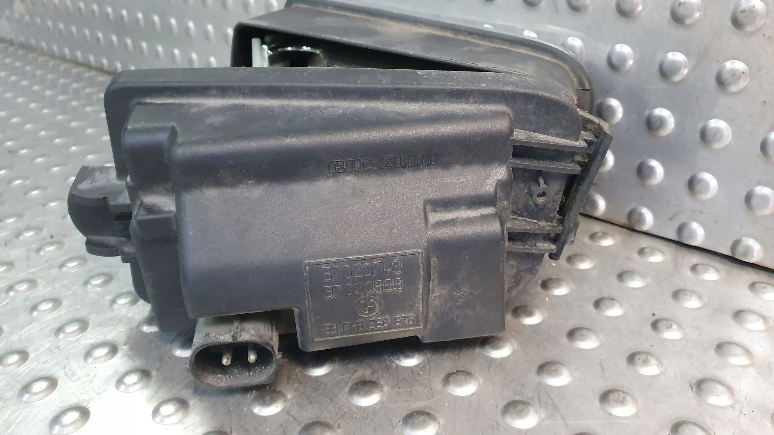 Nebelscheinwerfer rechts BMW 5 E39 95- 37020749
