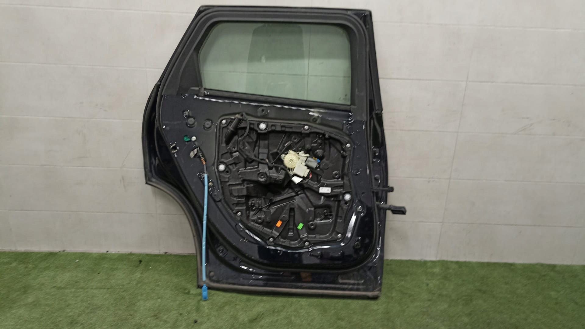 BMW XM G09 Tür links heck 416