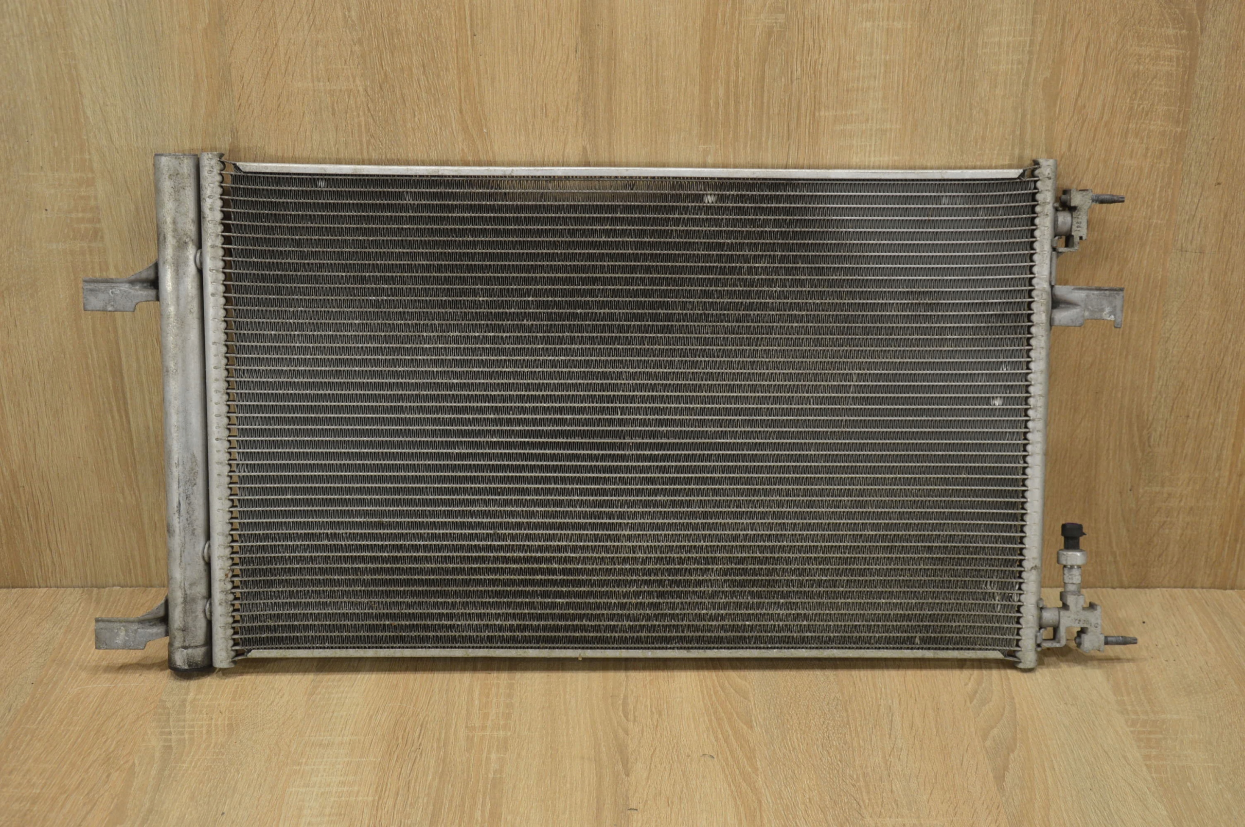 13377763 - КОНДИЦІОНЕР CRUZE ORLANDO 2.0