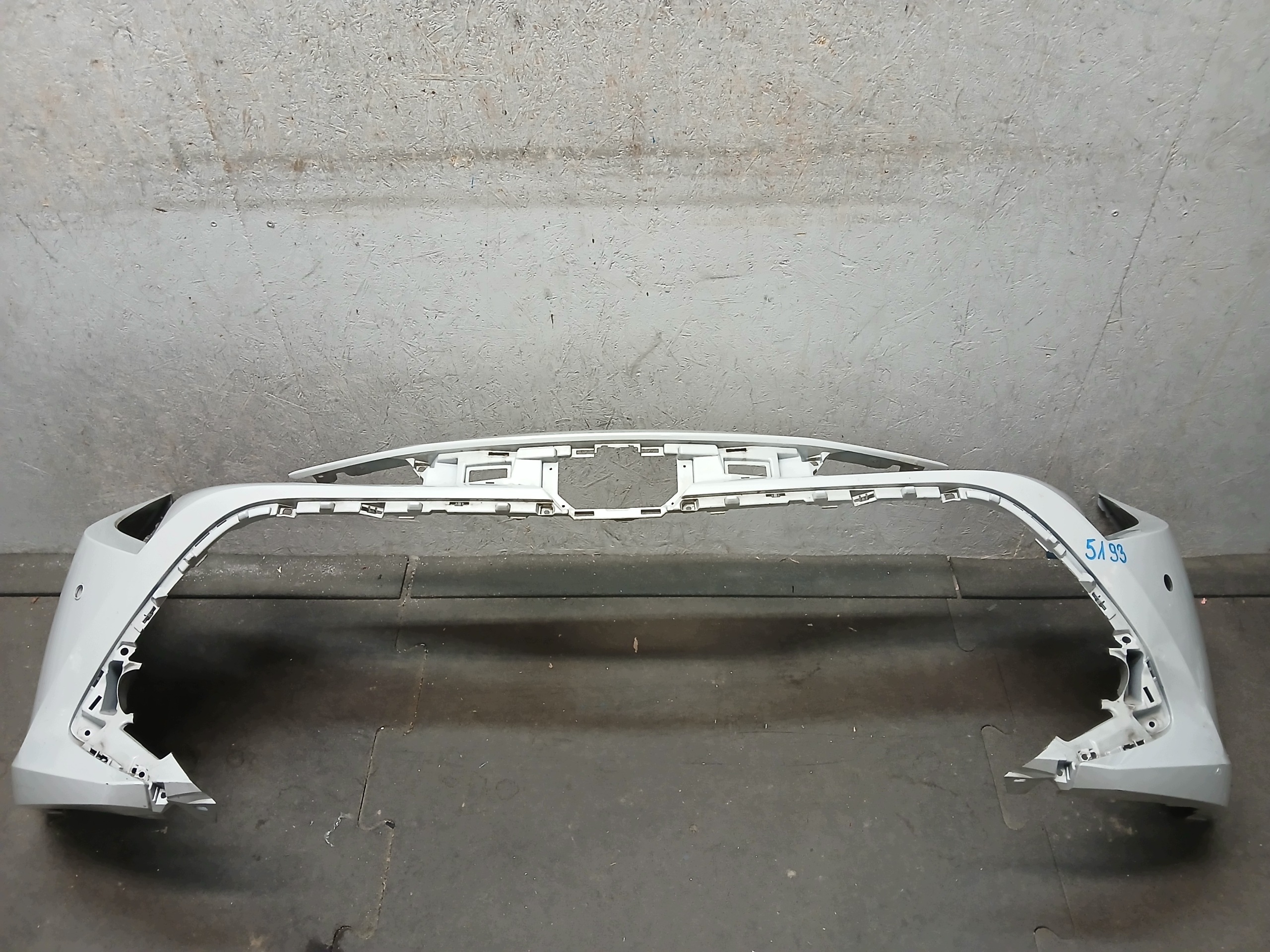 bumper front TOYOTA COROLLA E21 HB KOMBI GR SPORT