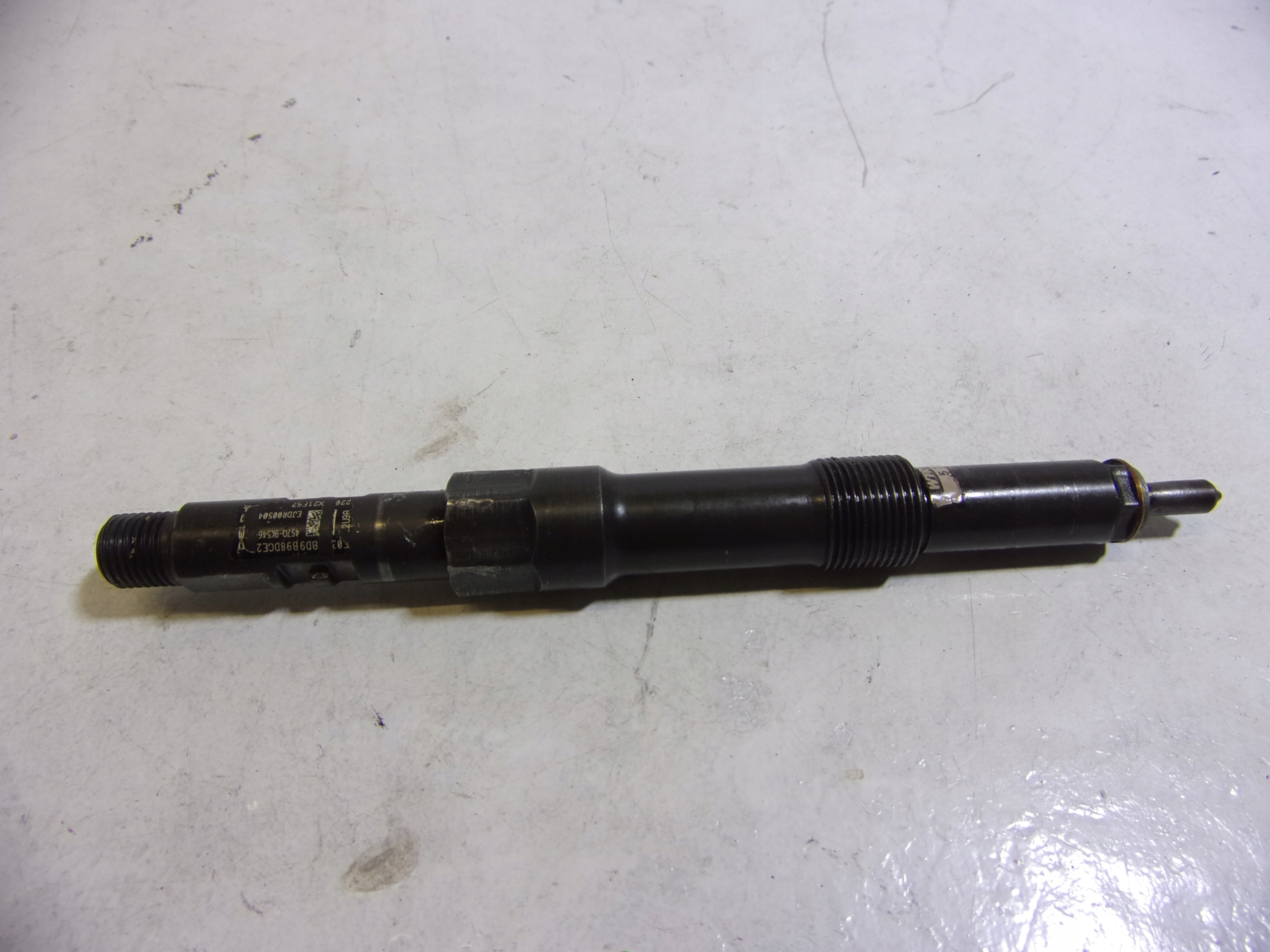 nozzle injector FORD MONDEO MK 3 4S7Q9K546BD