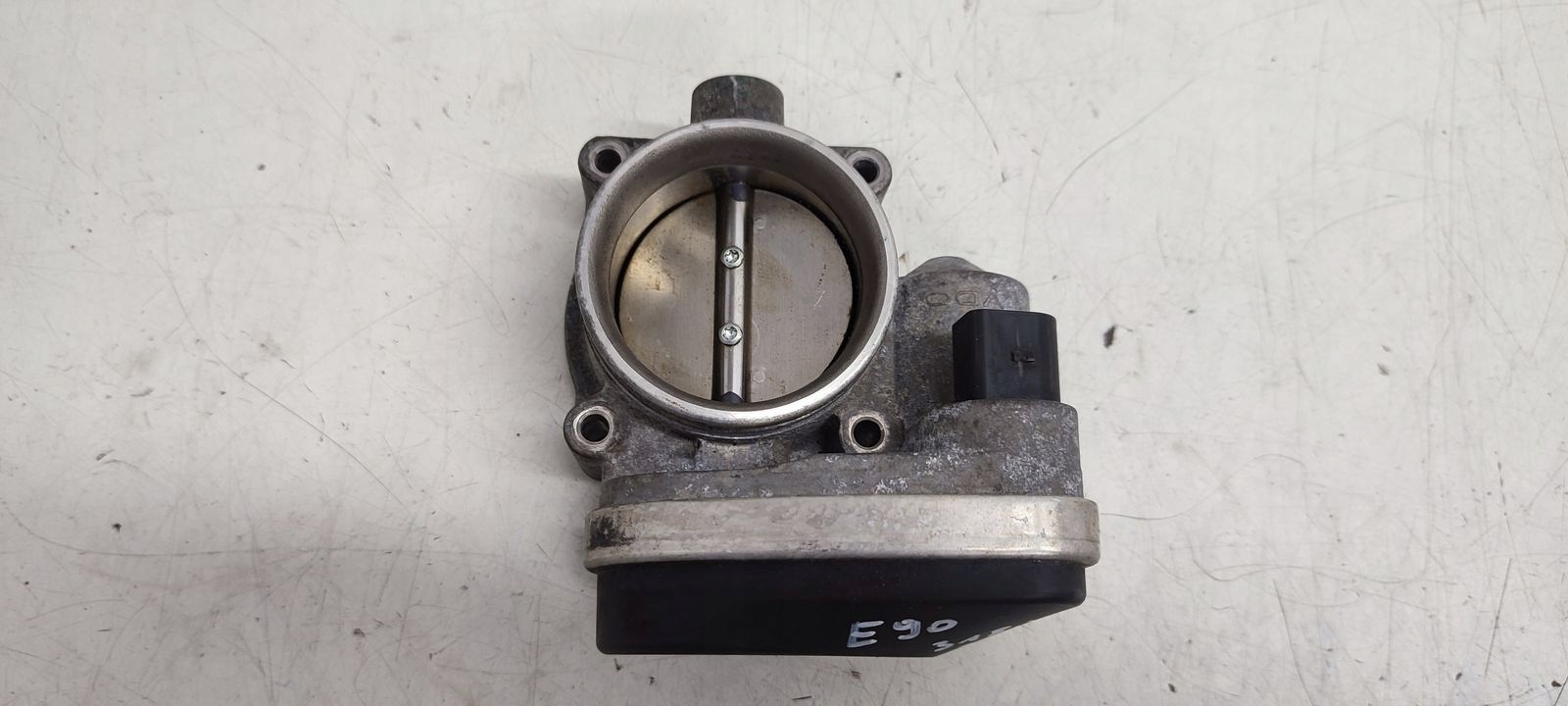 papillon des gaz BMW E90 318i