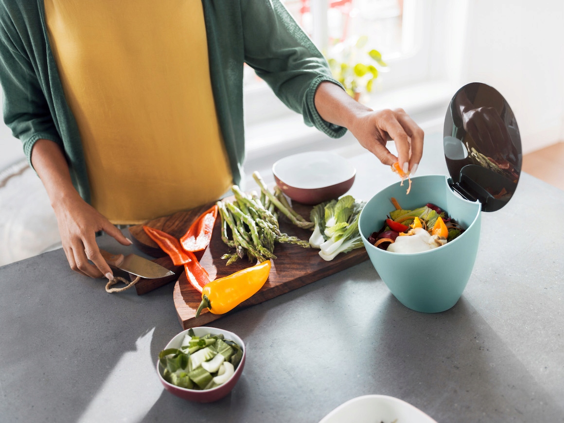 MEPAL MAŁY KOSZ NA ODPADKI ŚMIECI CALYPSO CZARNY Marka Mepal