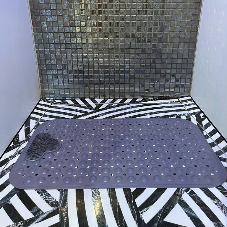 MATA ANTYPOŚLIZGOWA DO ŁAZIENKI POD PRYSZNIC DO WANNY ZE SZCZOTKĄ DO STÓP Kolor wielokolorowy