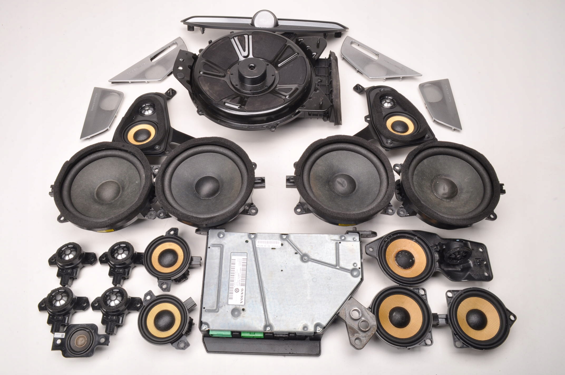 VOLVO XC90 II GŁOŚNIKI NAGŁOŚNIENIE BOWERS WILKINS KOMPLET za