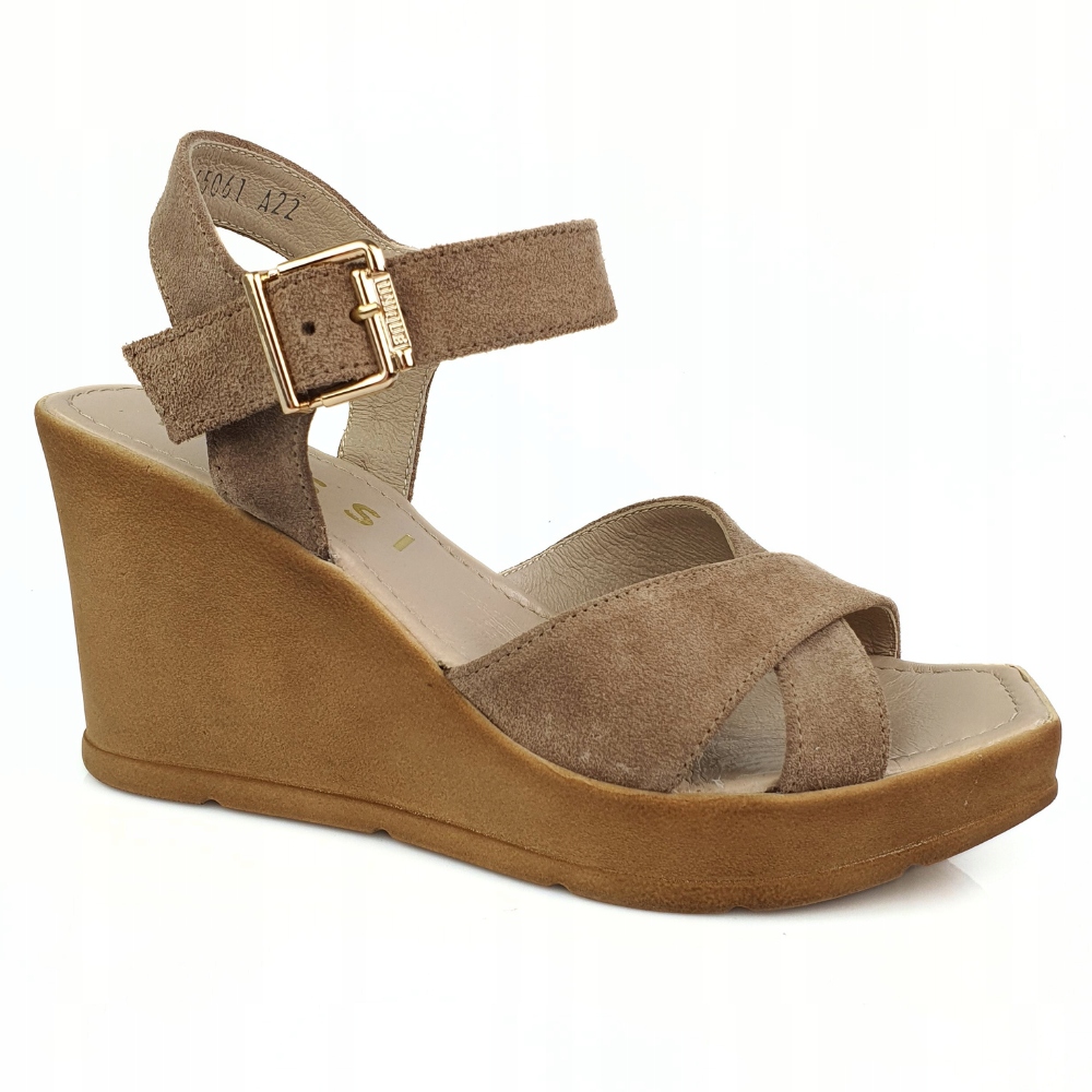 Sandałki na koturnie beżowe skóra welur sandały Nessi 23473 r. 39