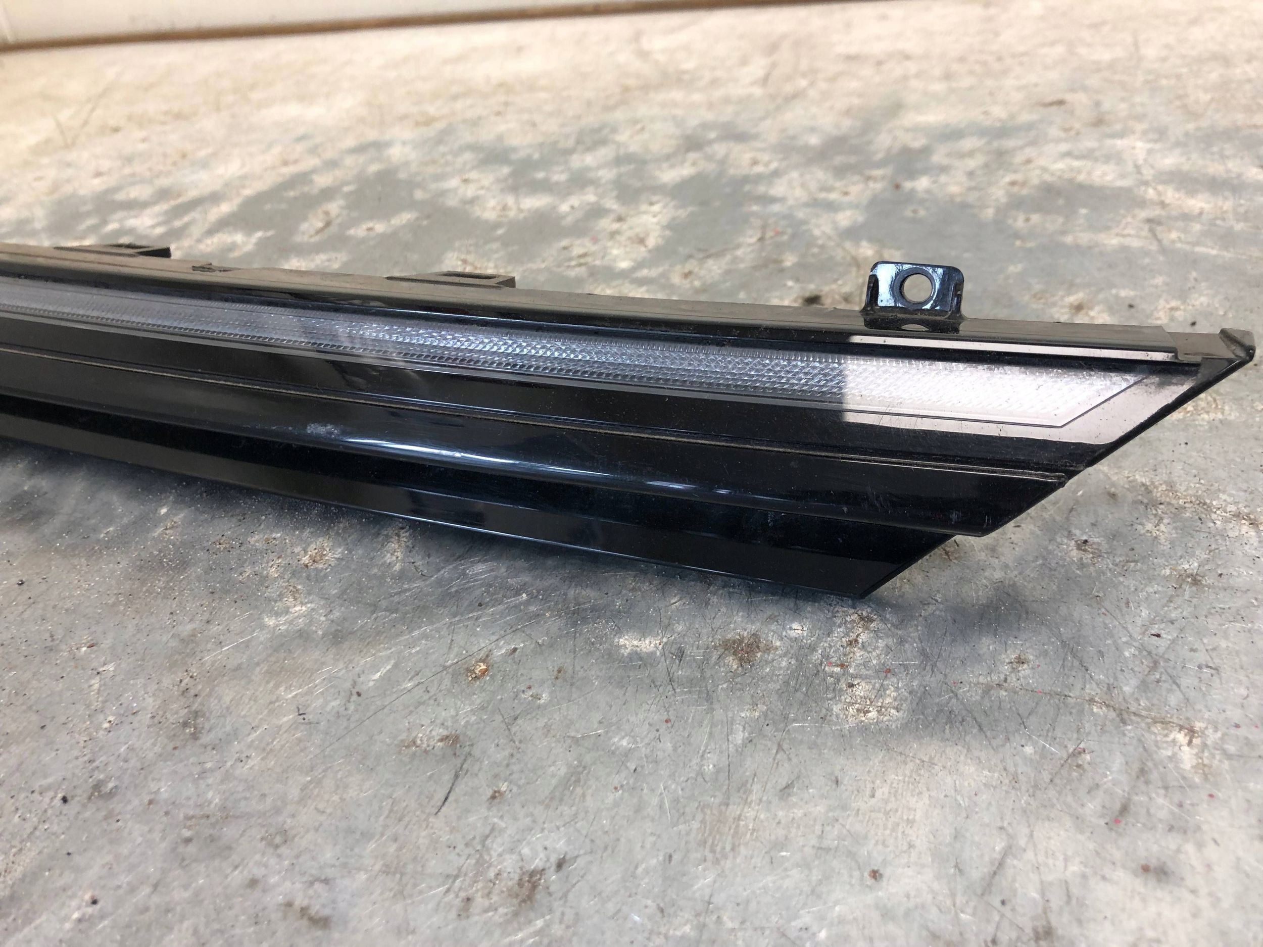 light LED DRL left front VW GOLF VIII R 5H0941653A