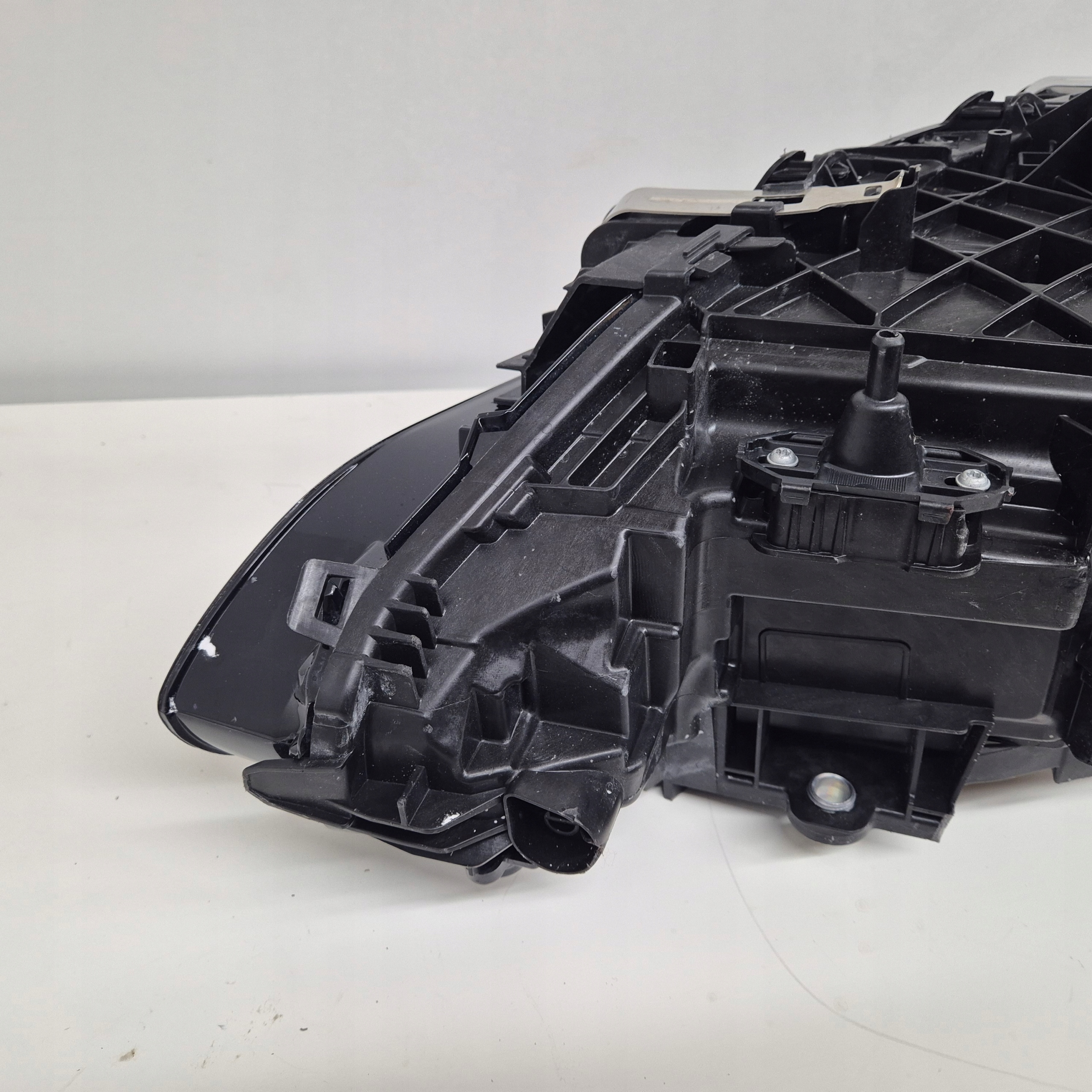 C09eb11640768990c9f2108fda6e