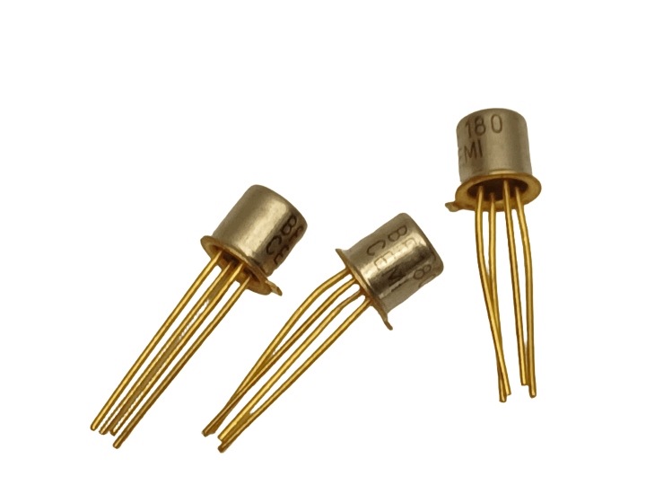 Tranzystor pozłacany w.cz Npn BF180 20mA 30V 3 sztuki Unitra Cemi