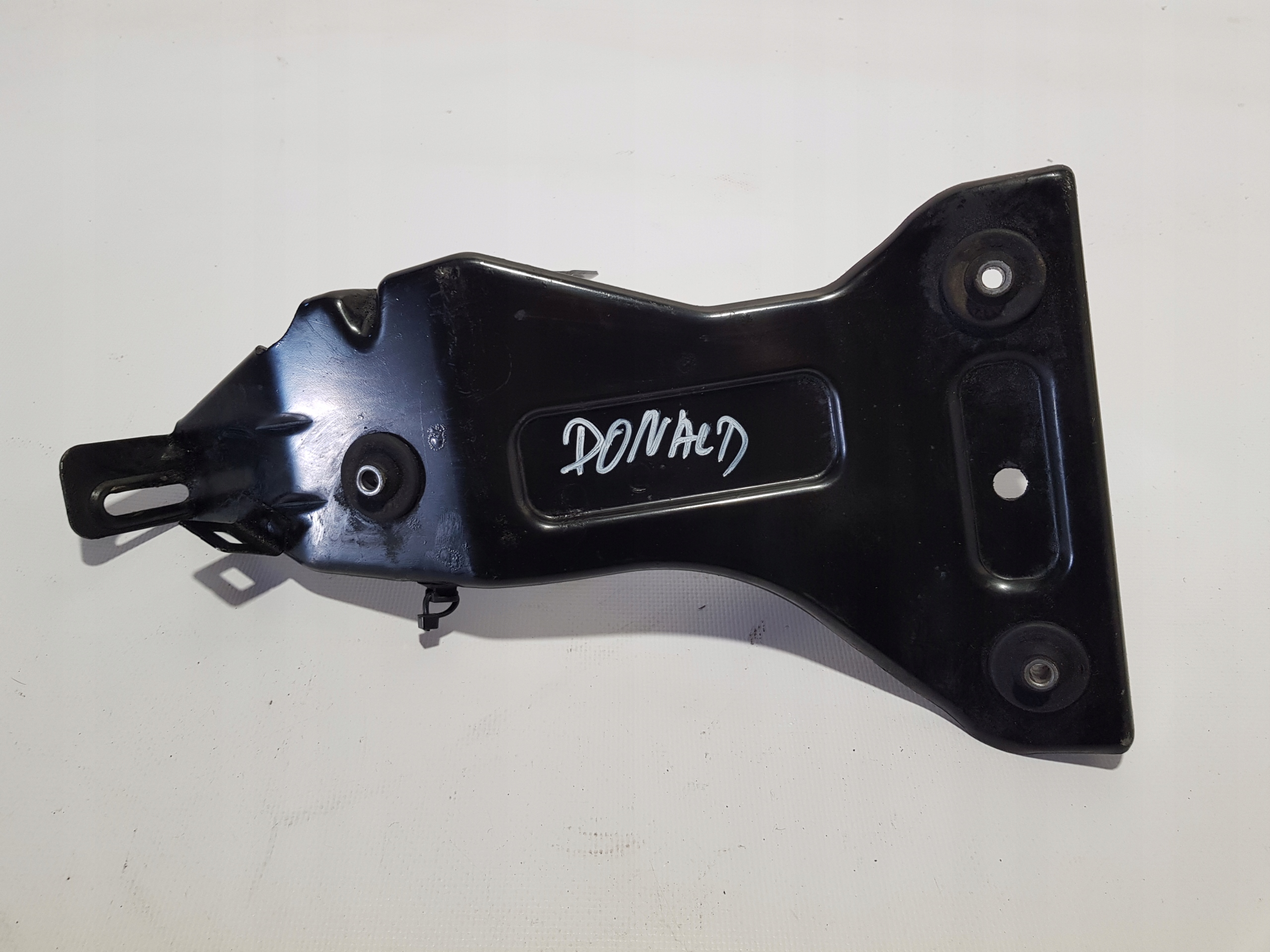Halter POMPY der Lenkung MERCEDES ML W164 3.0 CDI 0024216A