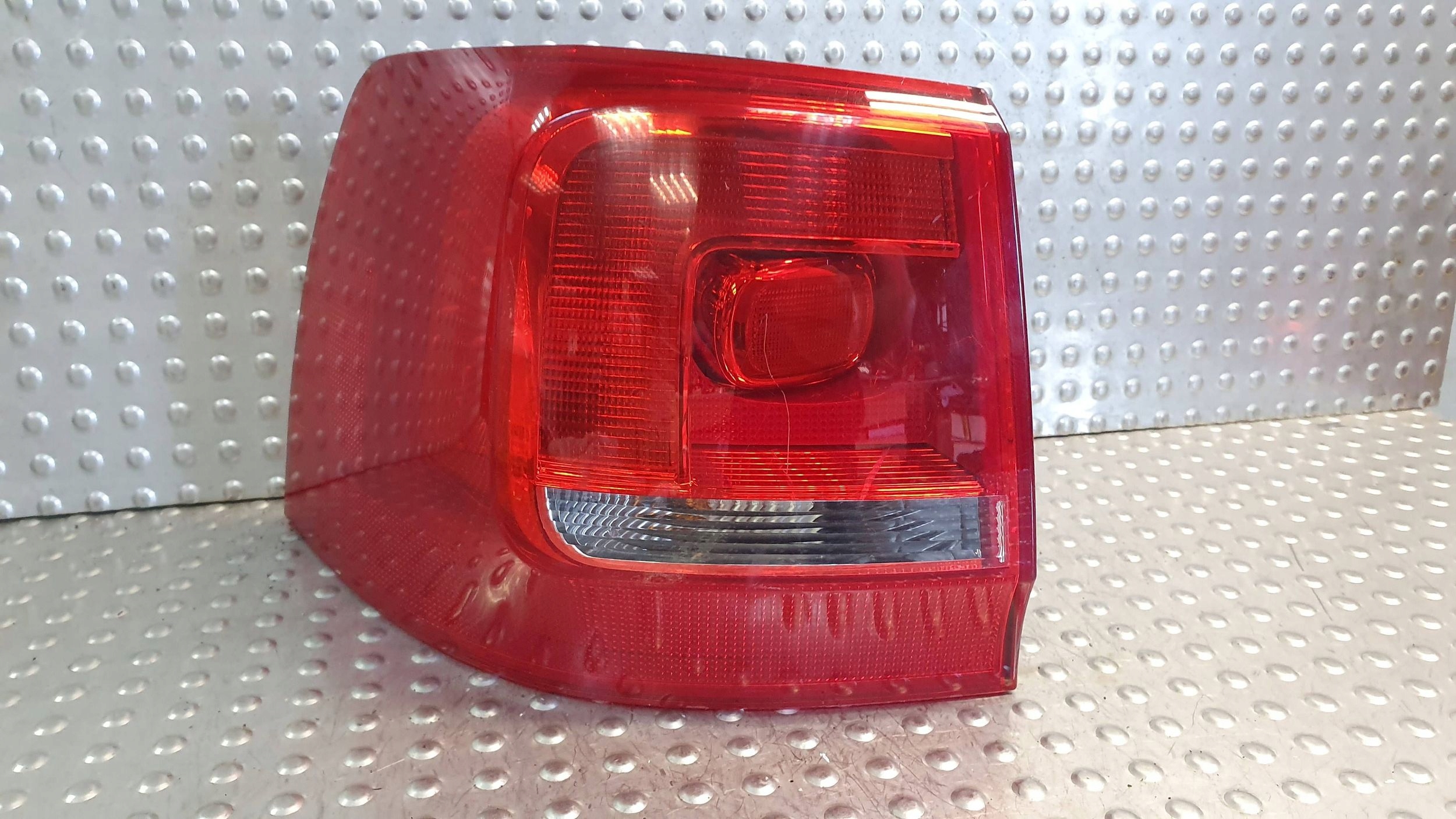 light rear part left VW SHARAN II 10- 7N0945095G