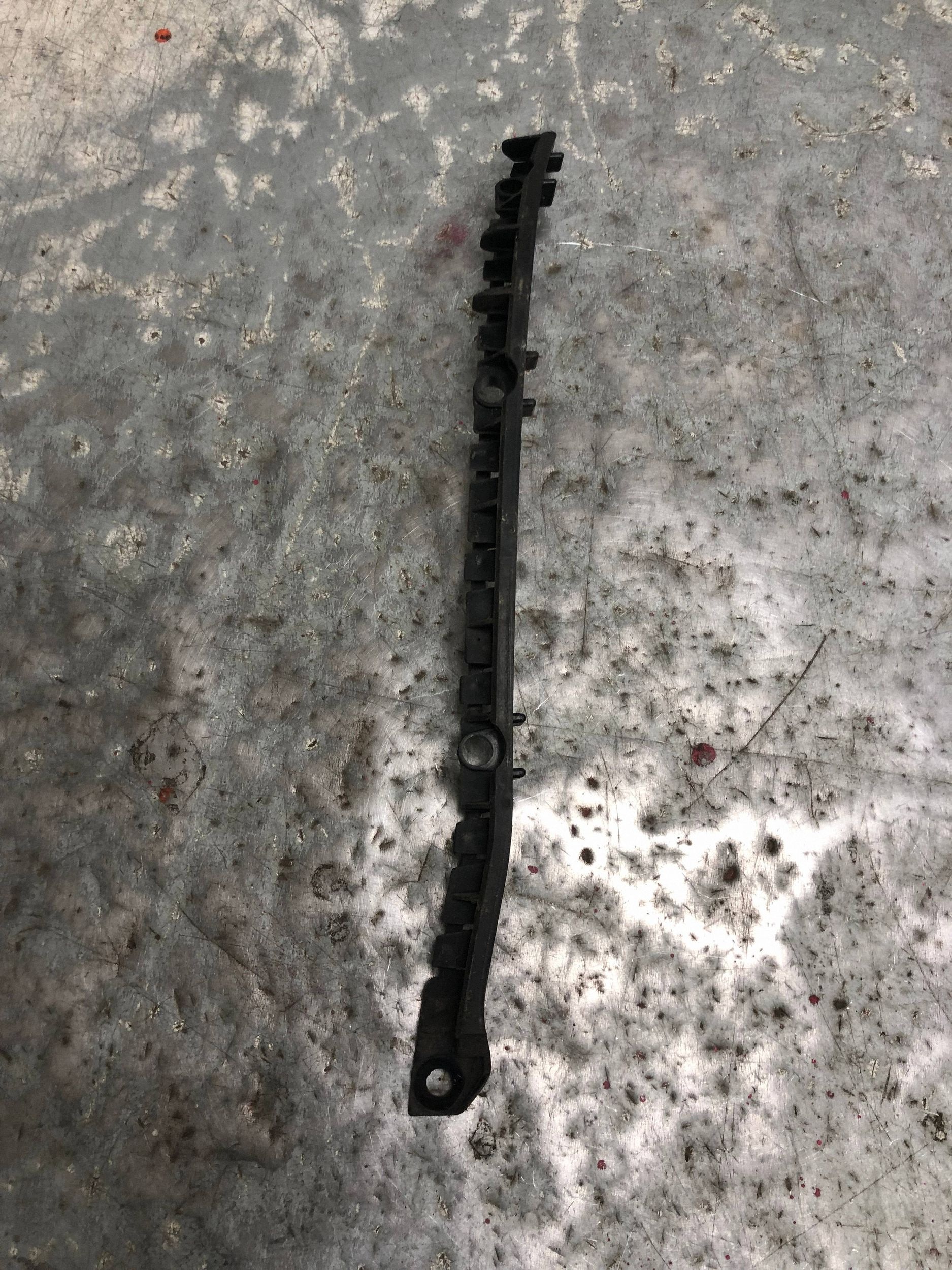 bumper bracket left rear part MERCEDES W204 sedan A2048800330