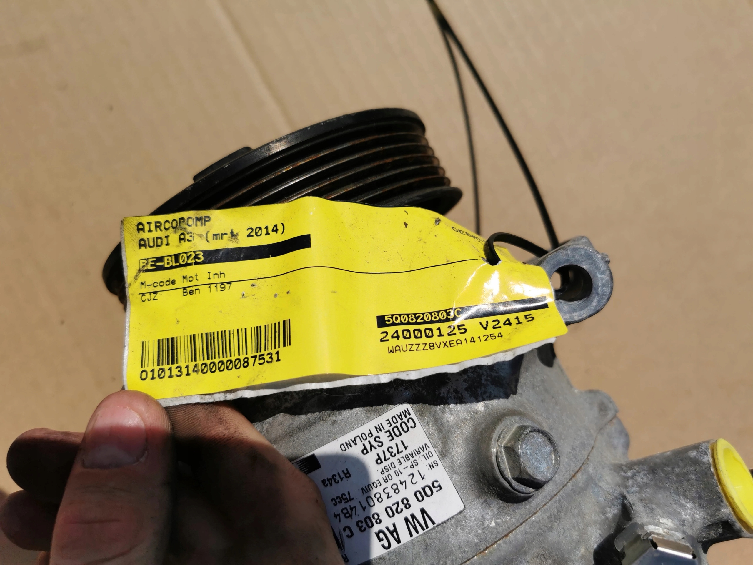 AUDI A3 1.2 5Q0820803C compressor; of the air conditioning compressor