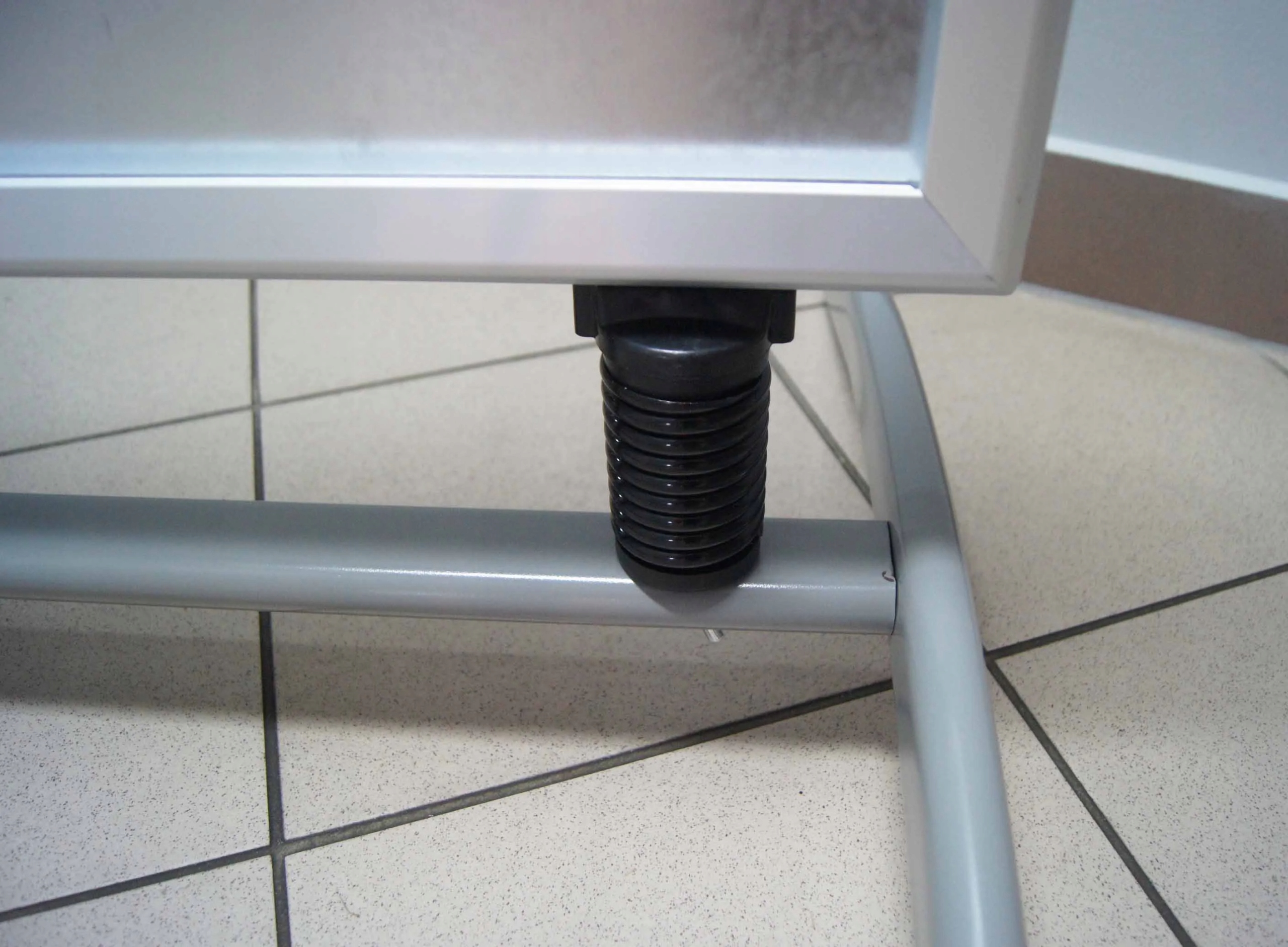 Potykacz Spring A1 Wysokość produktu 106 cm