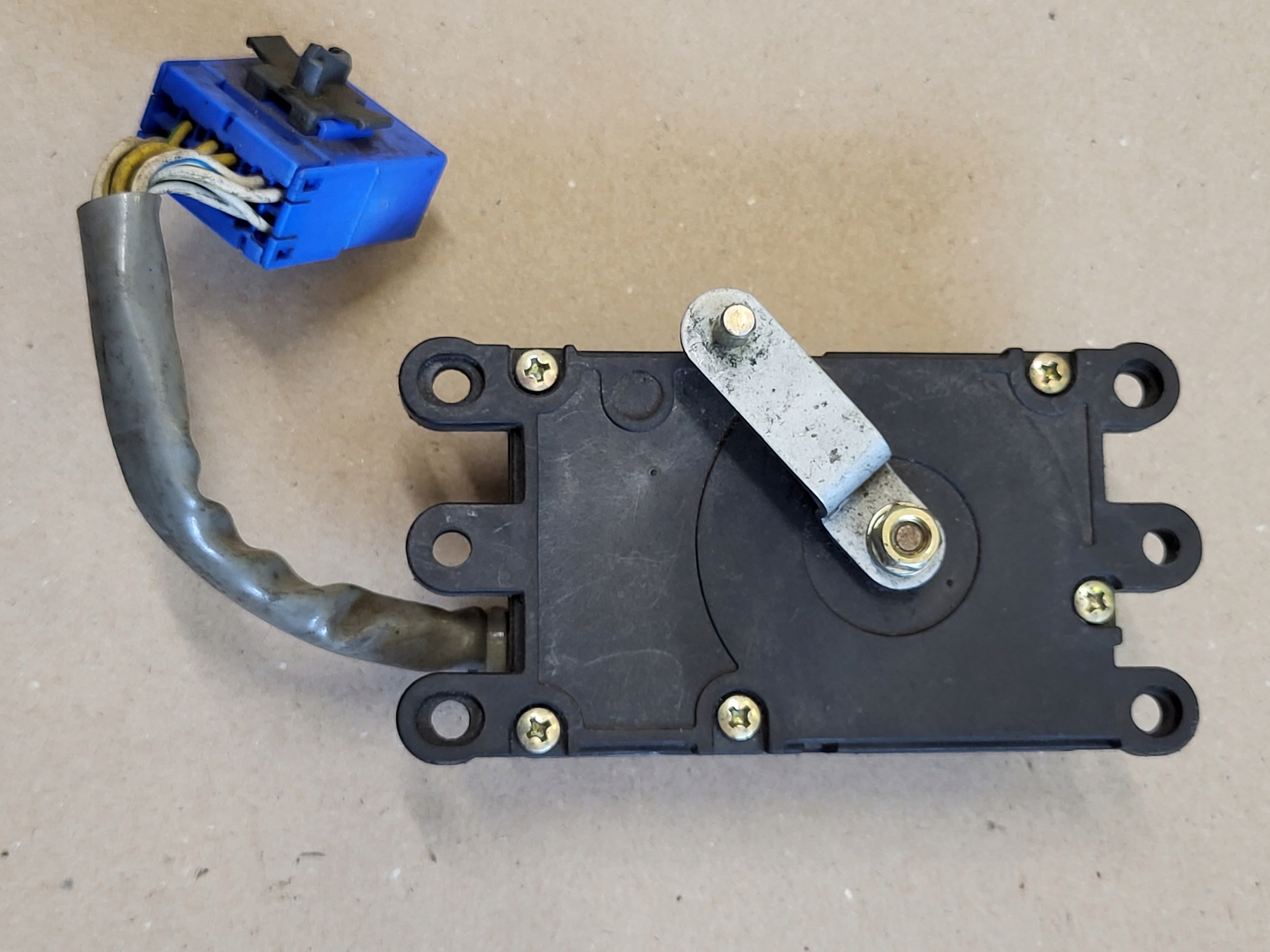 aircon recirculation flap motor MAZDA 626 GA700GA5R OE EU