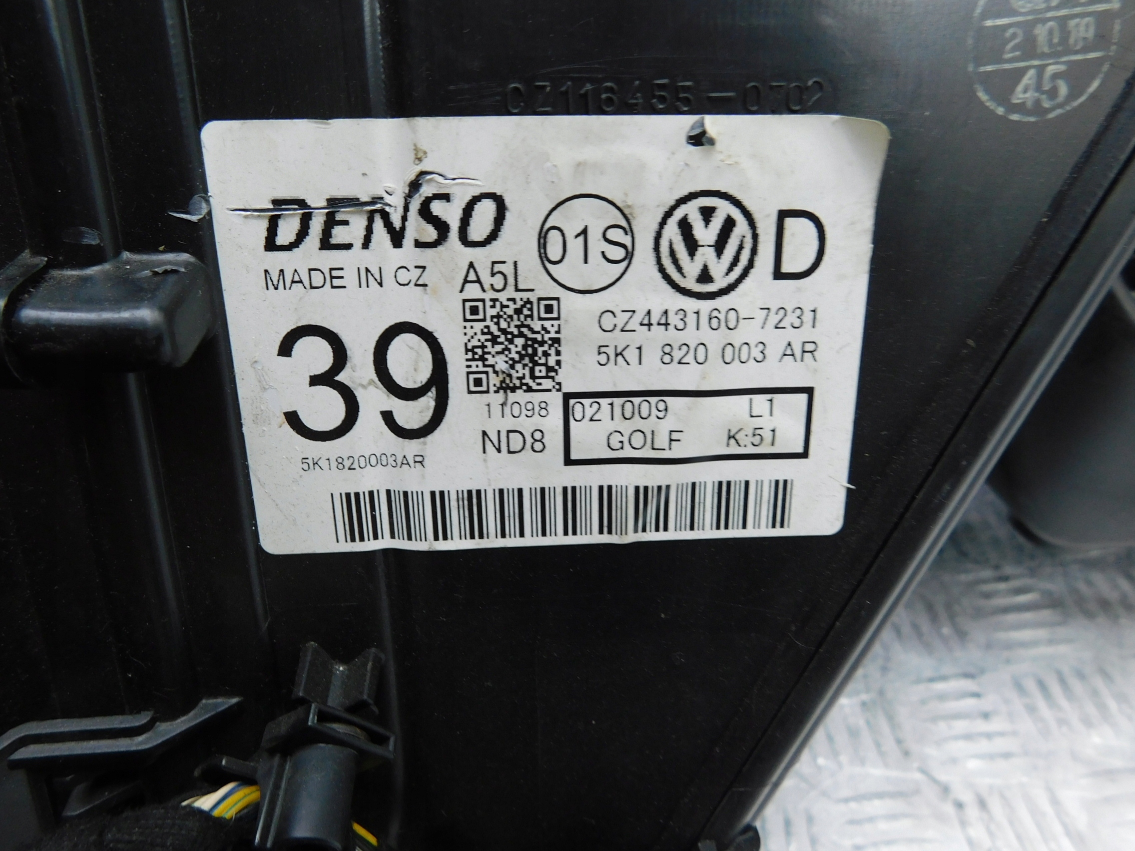 vw GOLF VI 5K радиатор отопителя 5K1820003AR европа HB