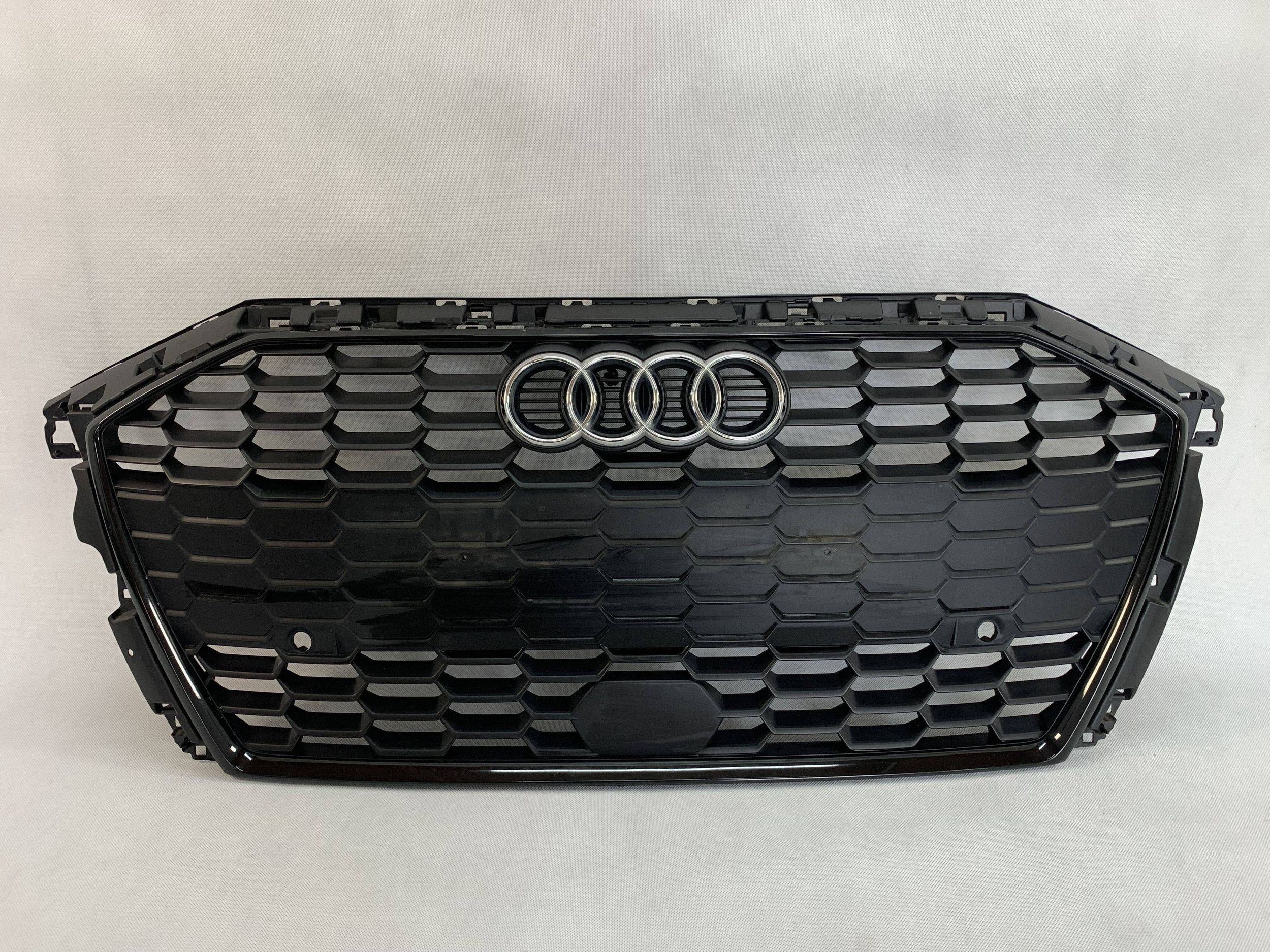 griglia Audi A3 20r PDC 8Y0853651A 09.26