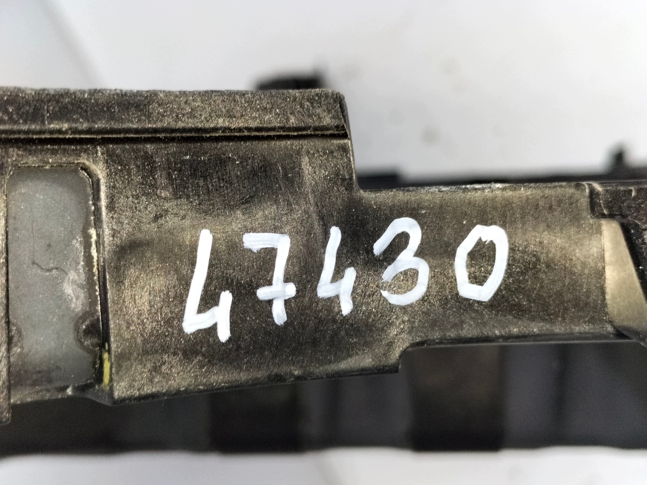 support panel for radiators pillar iron front KIA X-CEED 19- zakuty , patrz numer