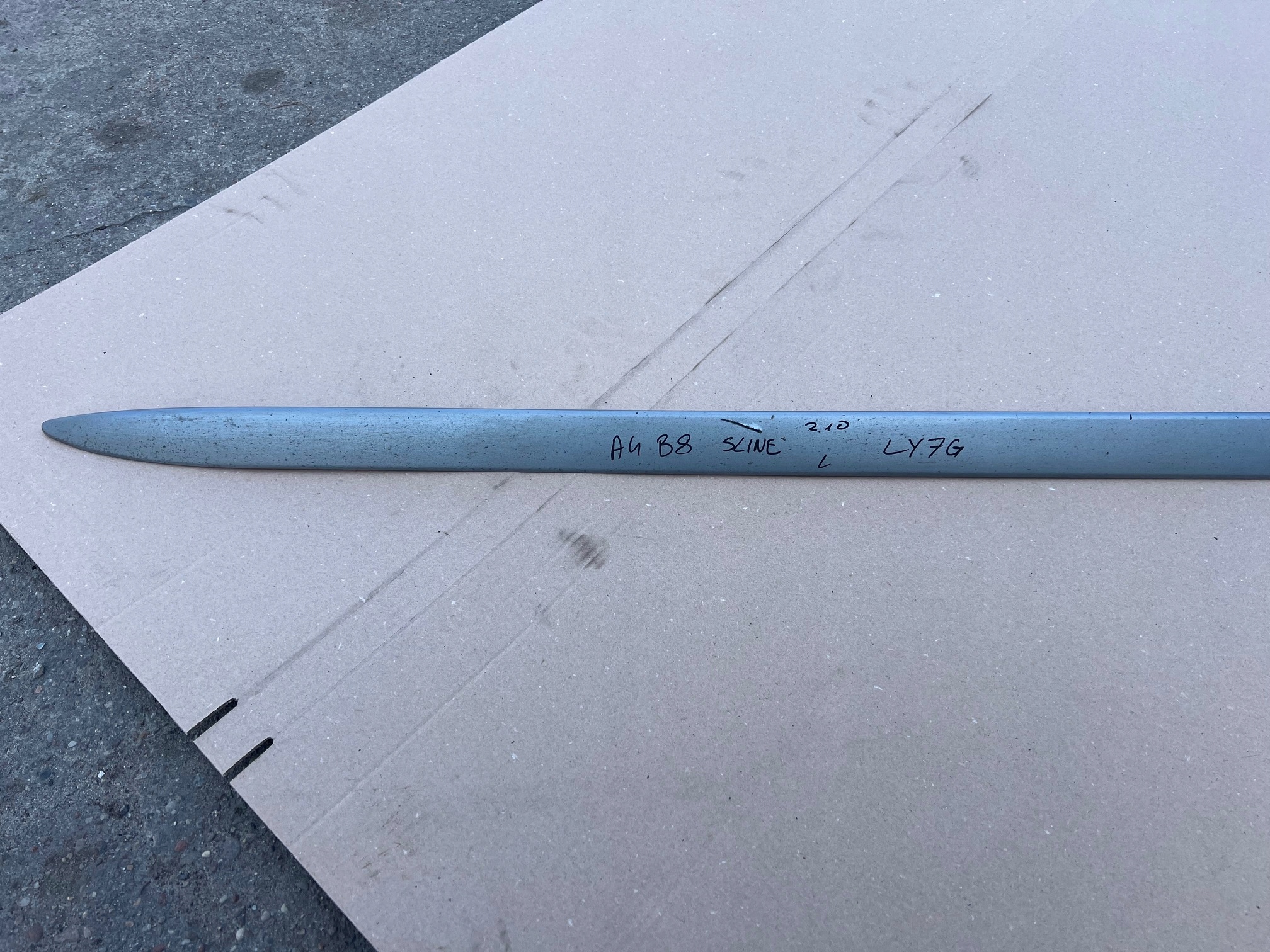 AUDI A4 B8 SLINE moulding threshold left LY7G S LINE 8K0854931A